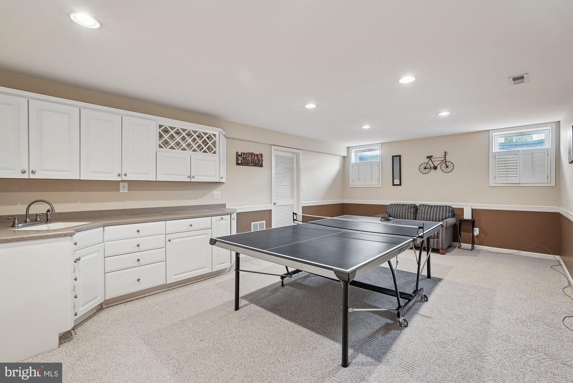 VIRGINIA OAKS - Residential