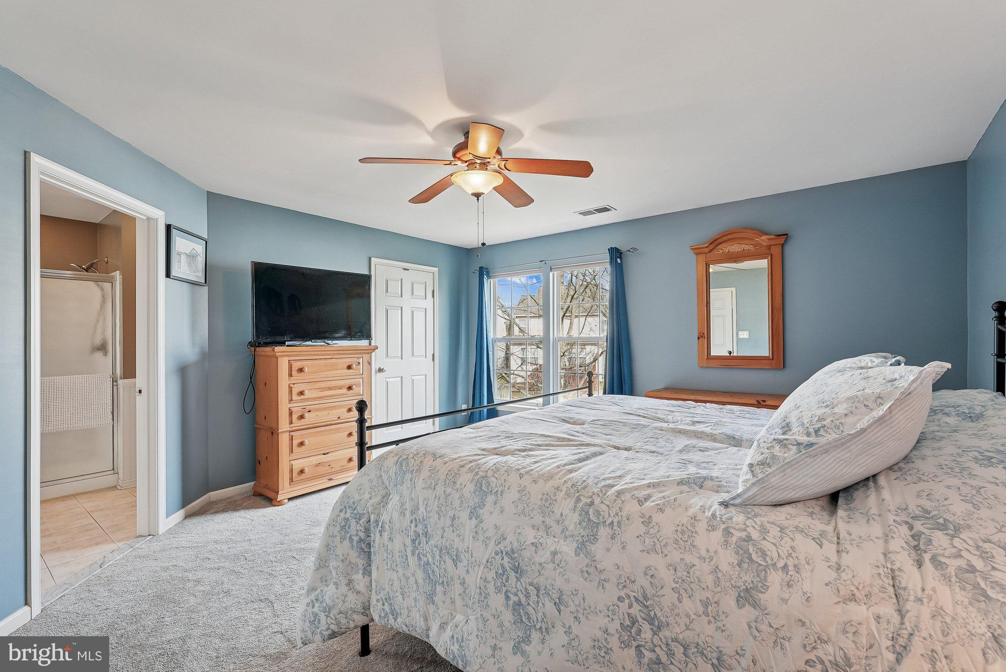 VIRGINIA OAKS - Residential