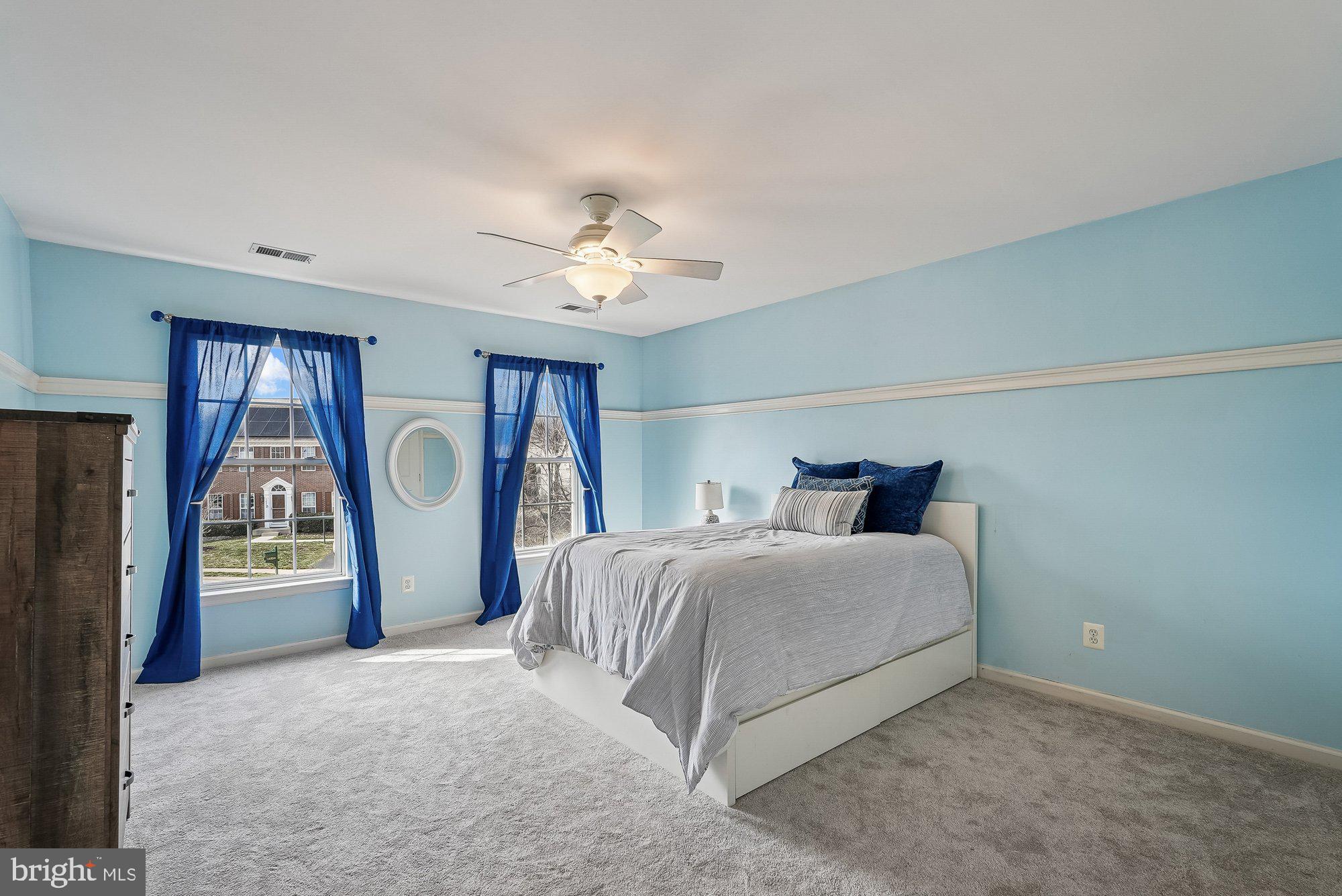 VIRGINIA OAKS - Residential