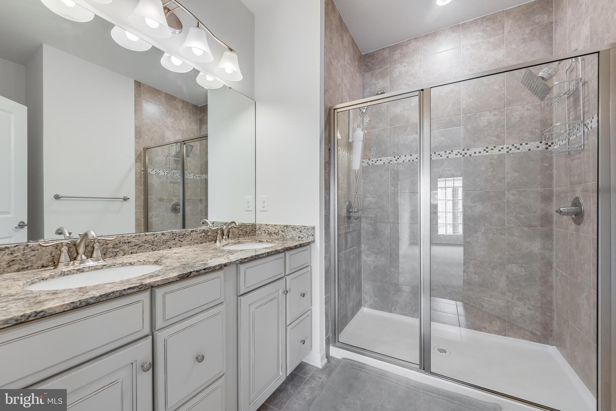 VIRGINIA MANOR - Residential Lease