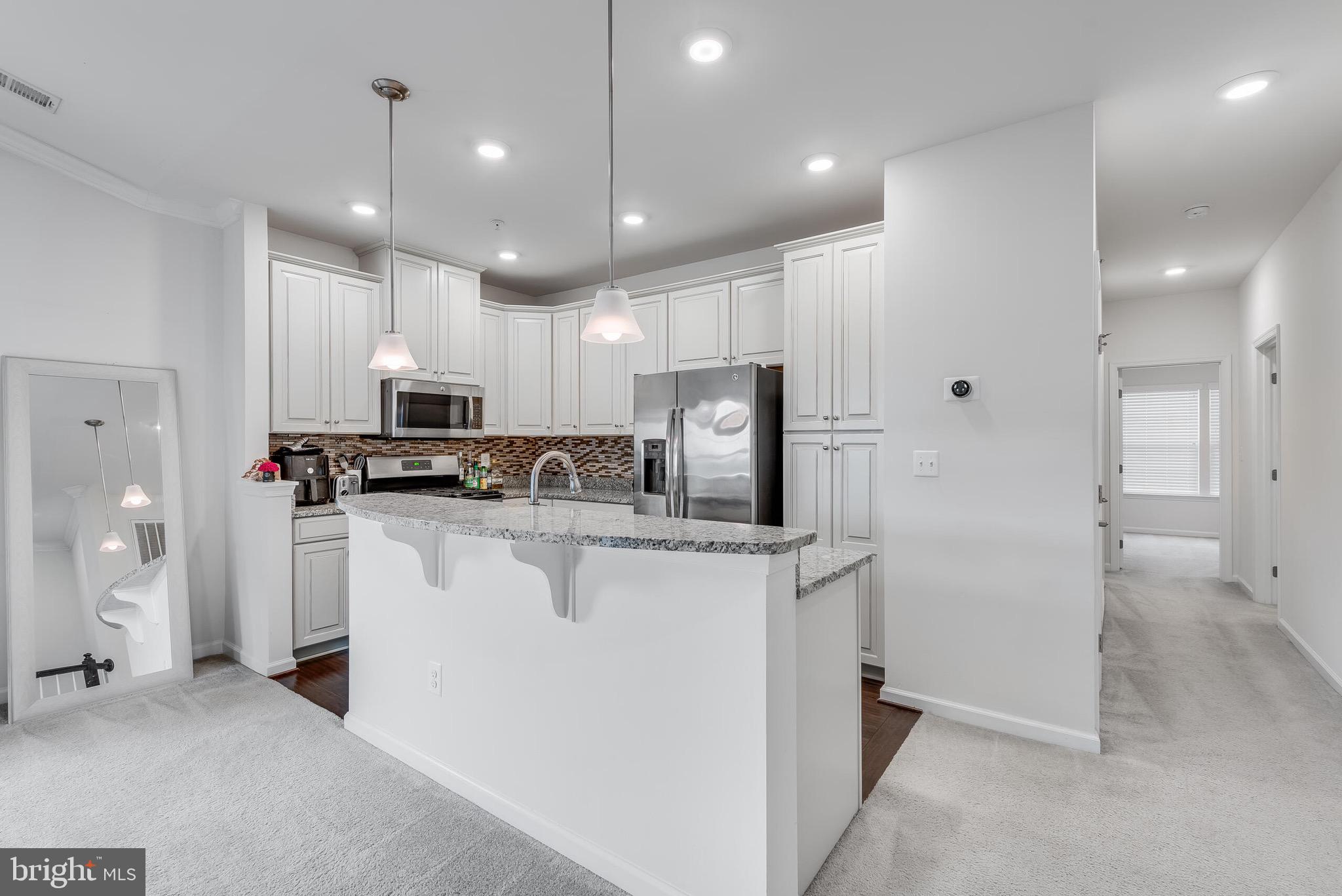 VIRGINIA MANOR - Residential Lease