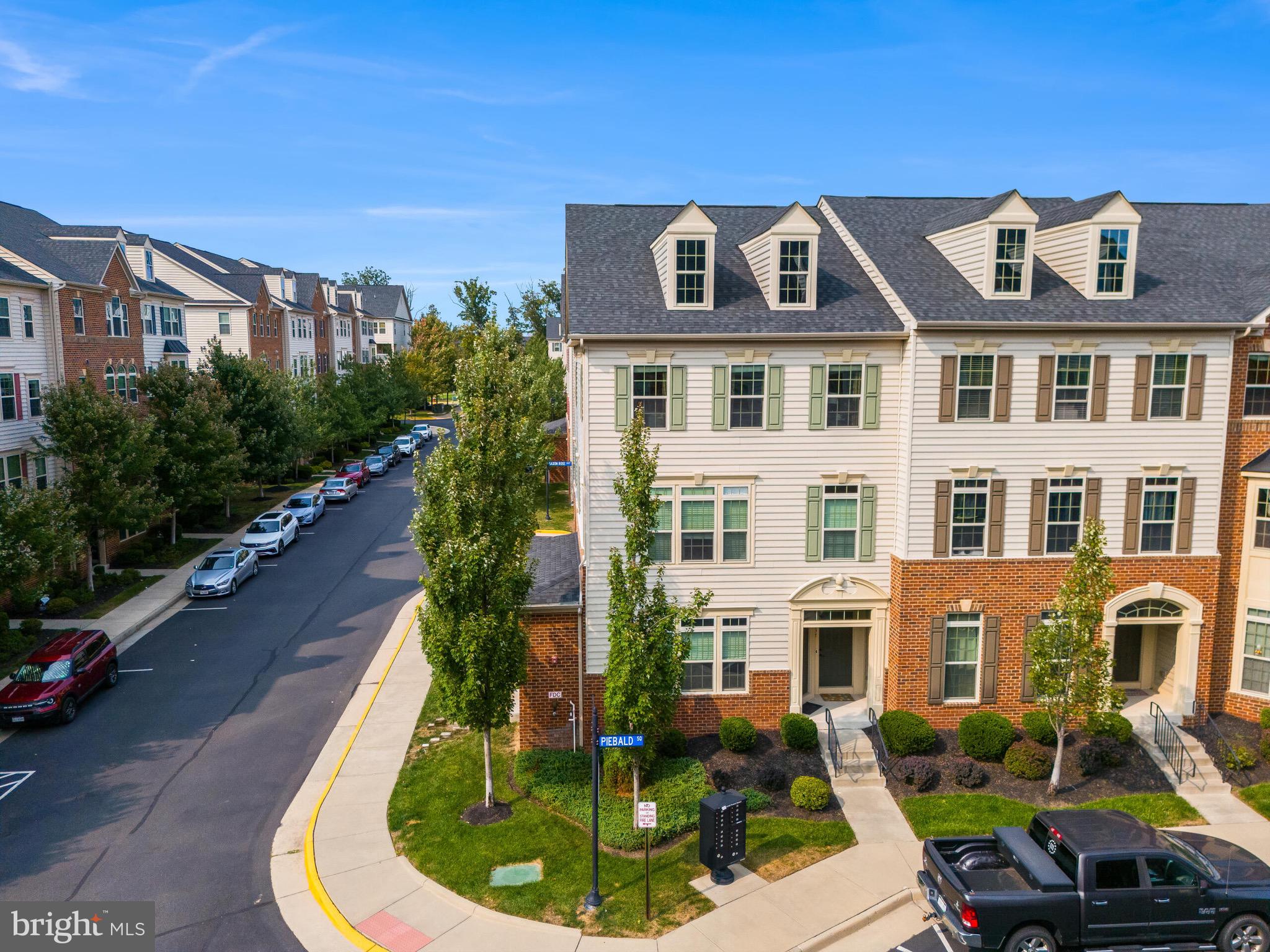 VIRGINIA MANOR - Residential Lease