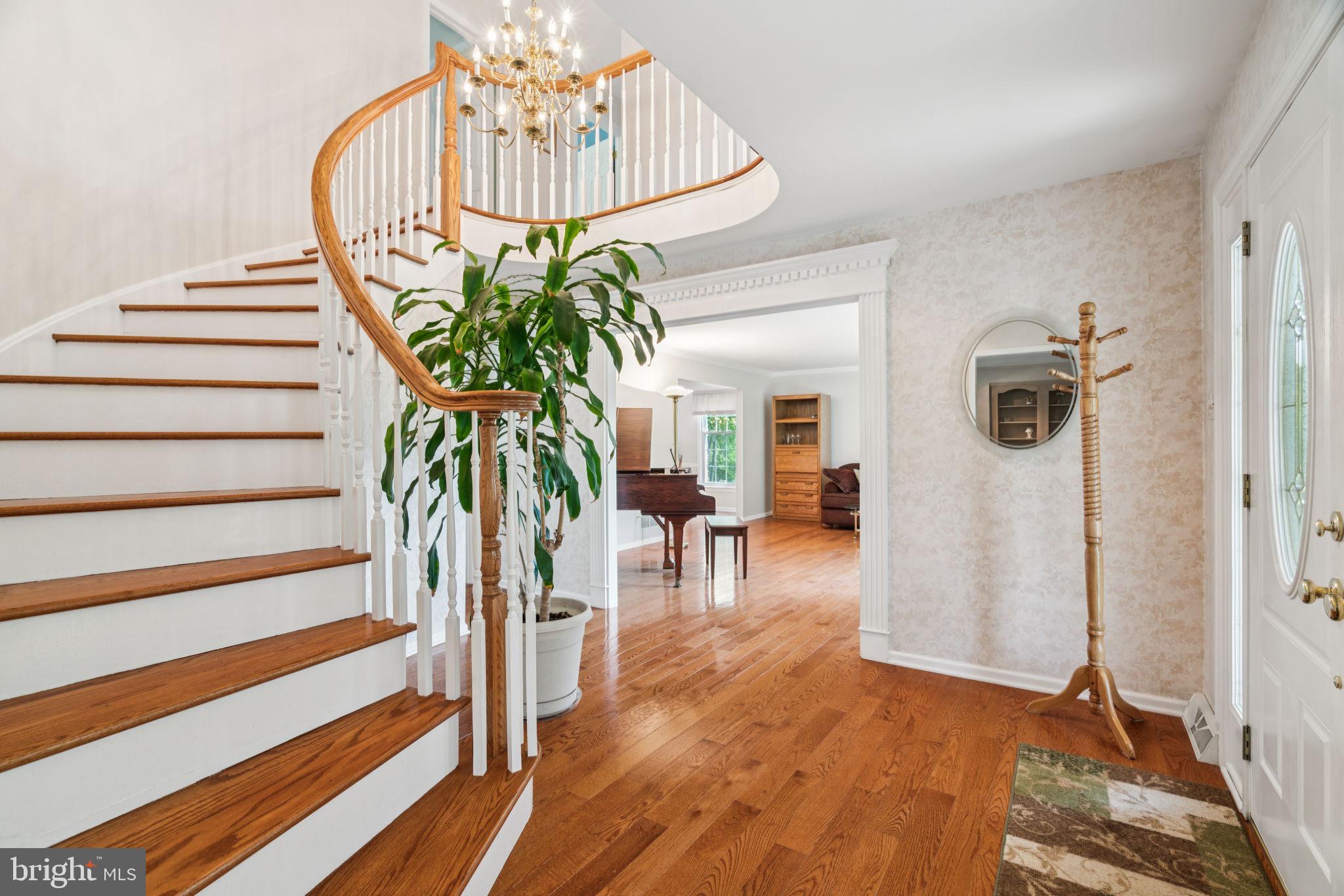 HUNTERS RUN - Residential