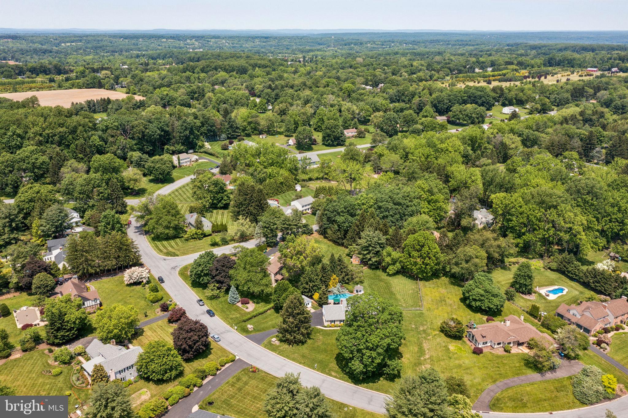 HUNTERS RUN - Residential