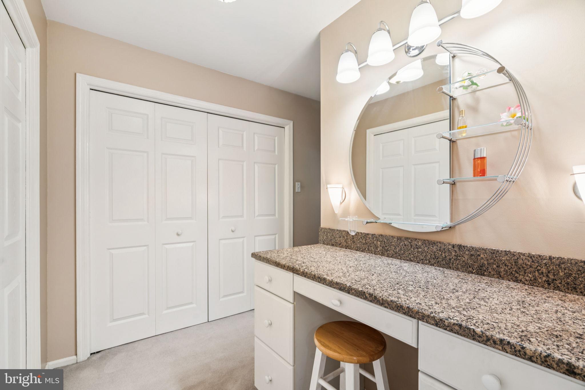 HUNTERS RUN - Residential