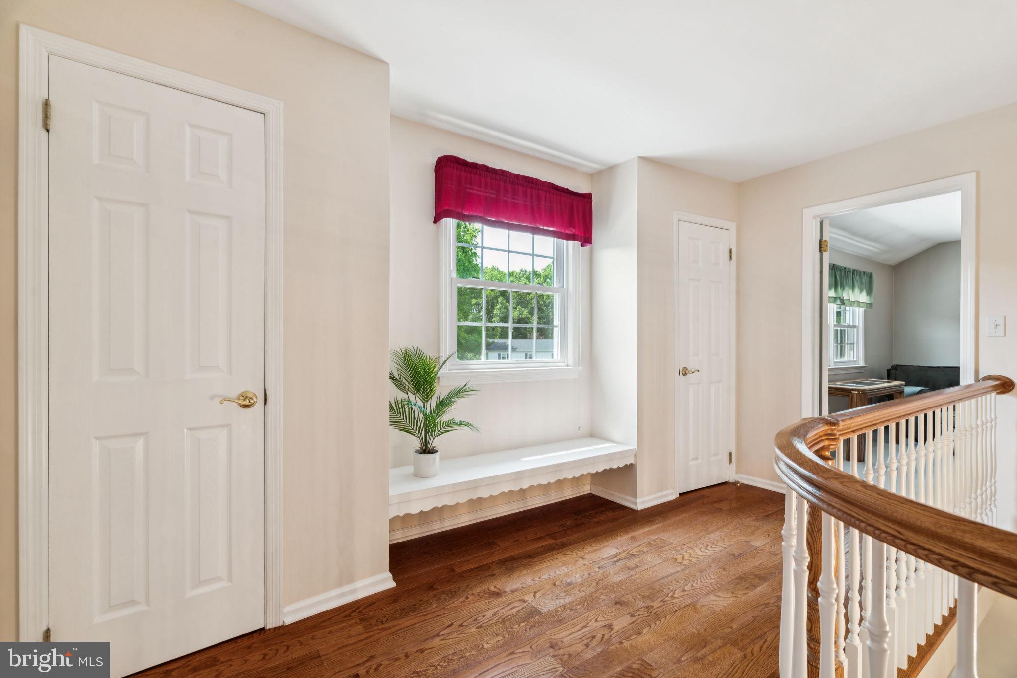 HUNTERS RUN - Residential