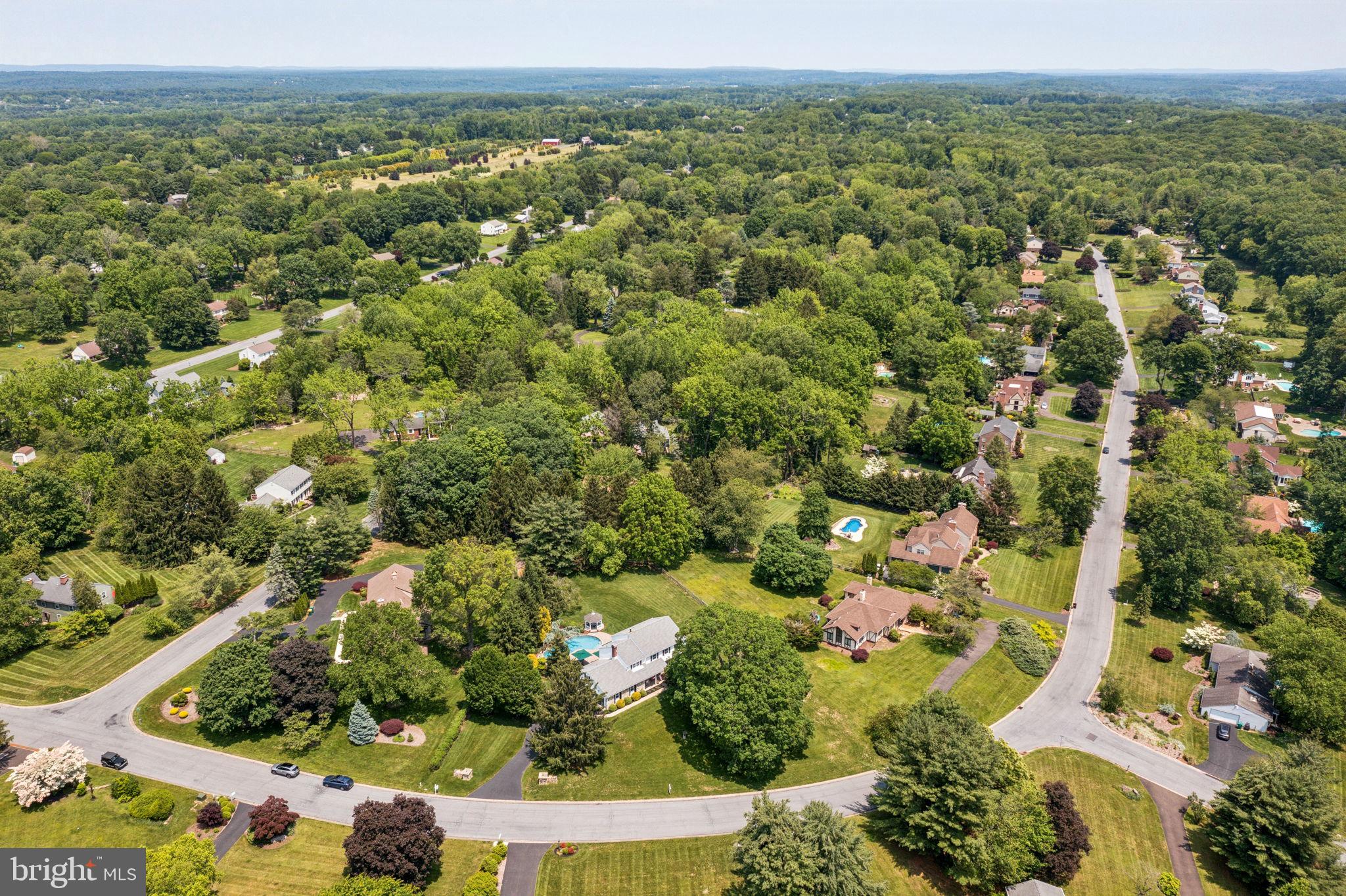 HUNTERS RUN - Residential