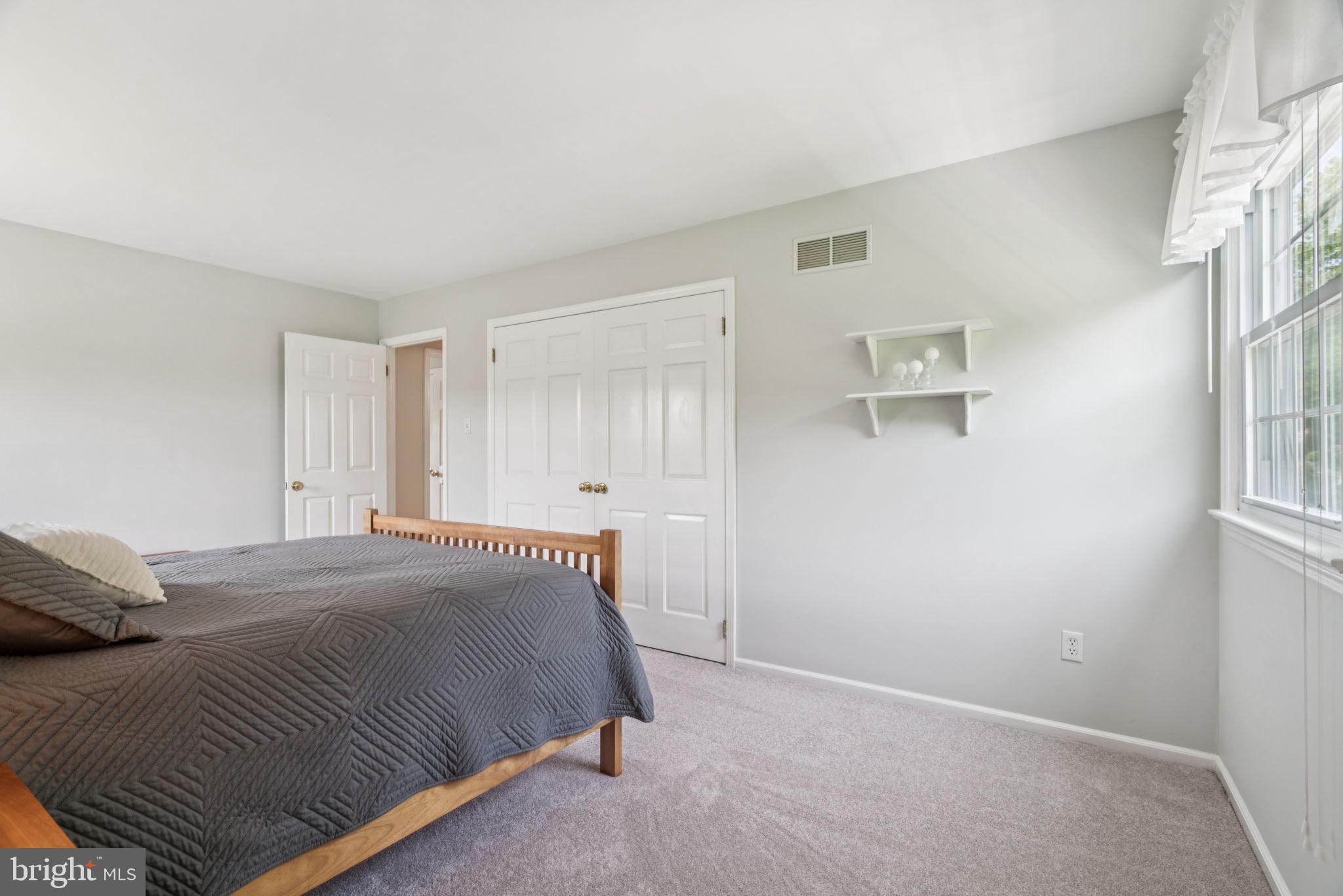 HUNTERS RUN - Residential