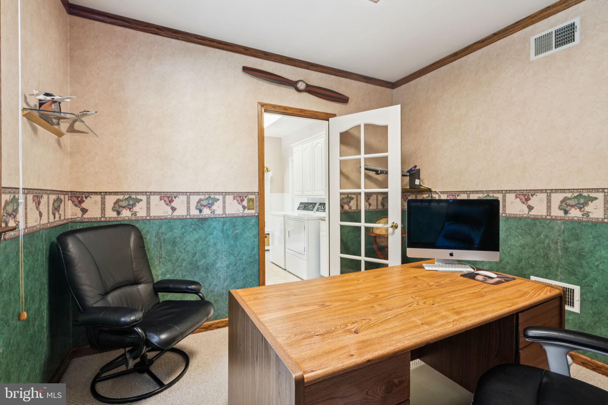 HUNTERS RUN - Residential