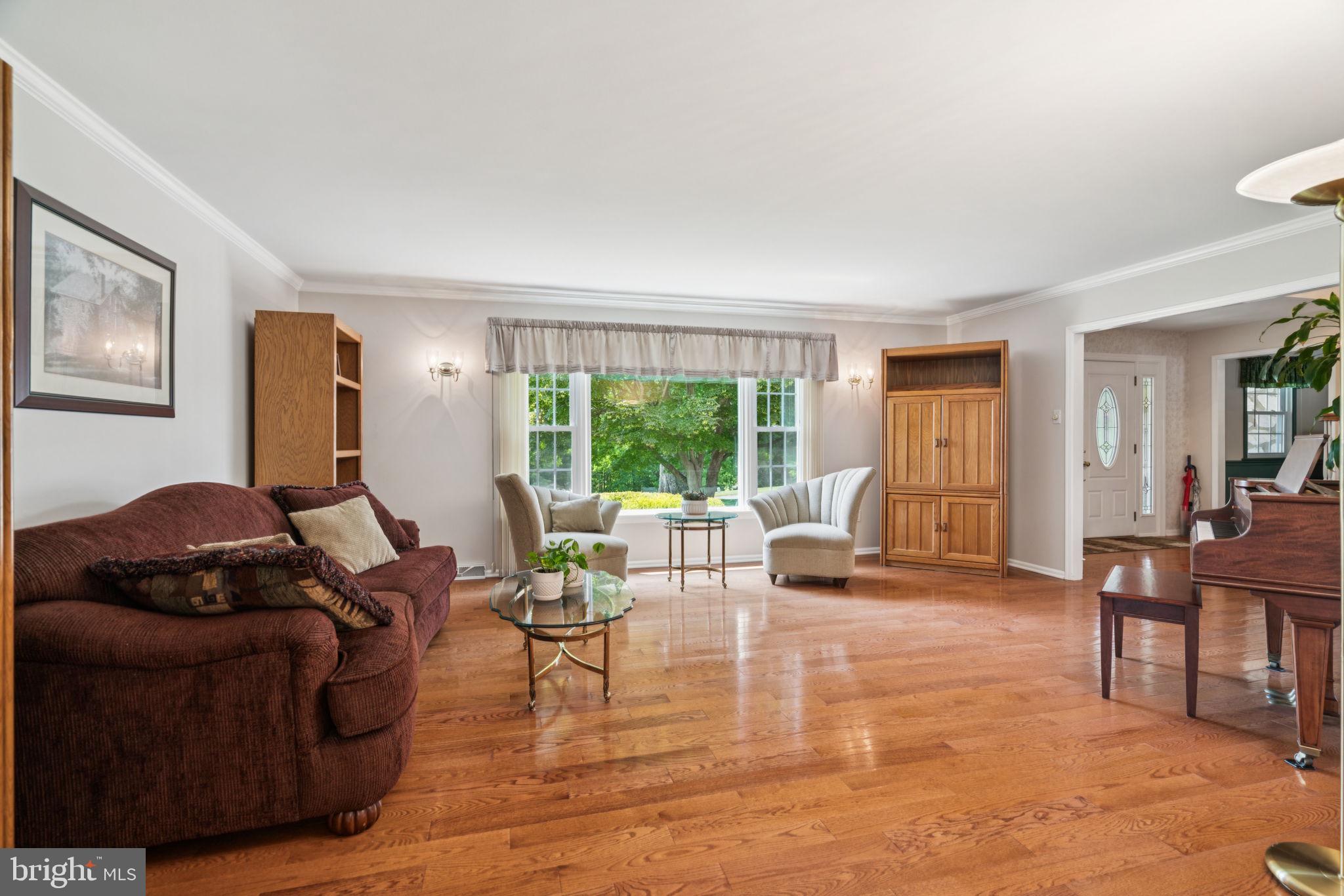 HUNTERS RUN - Residential