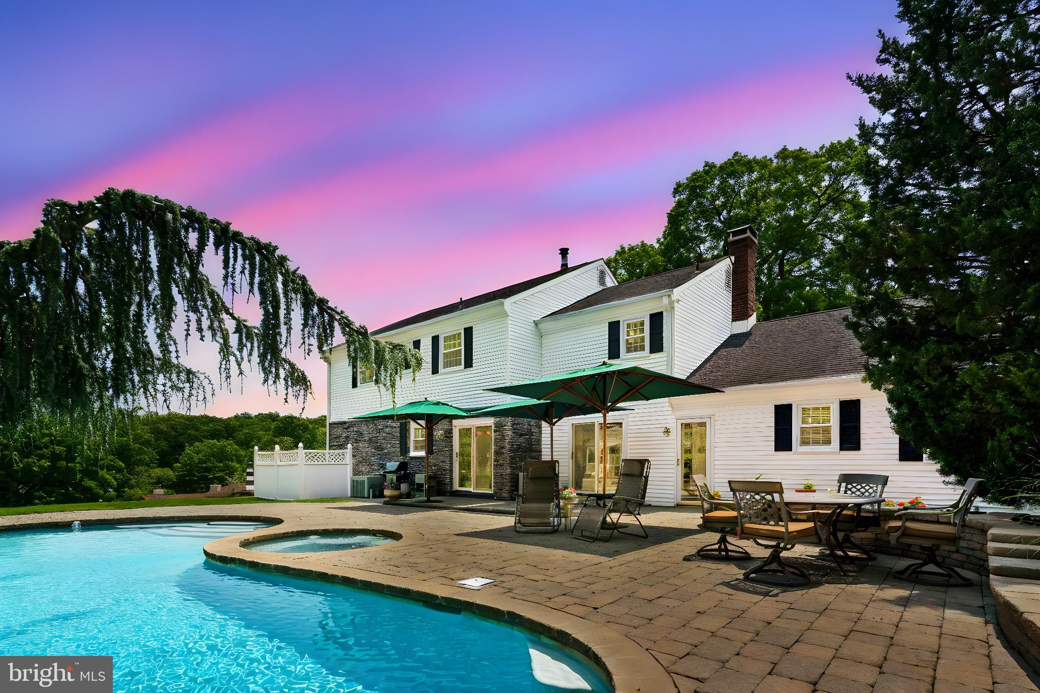 HUNTERS RUN - Residential