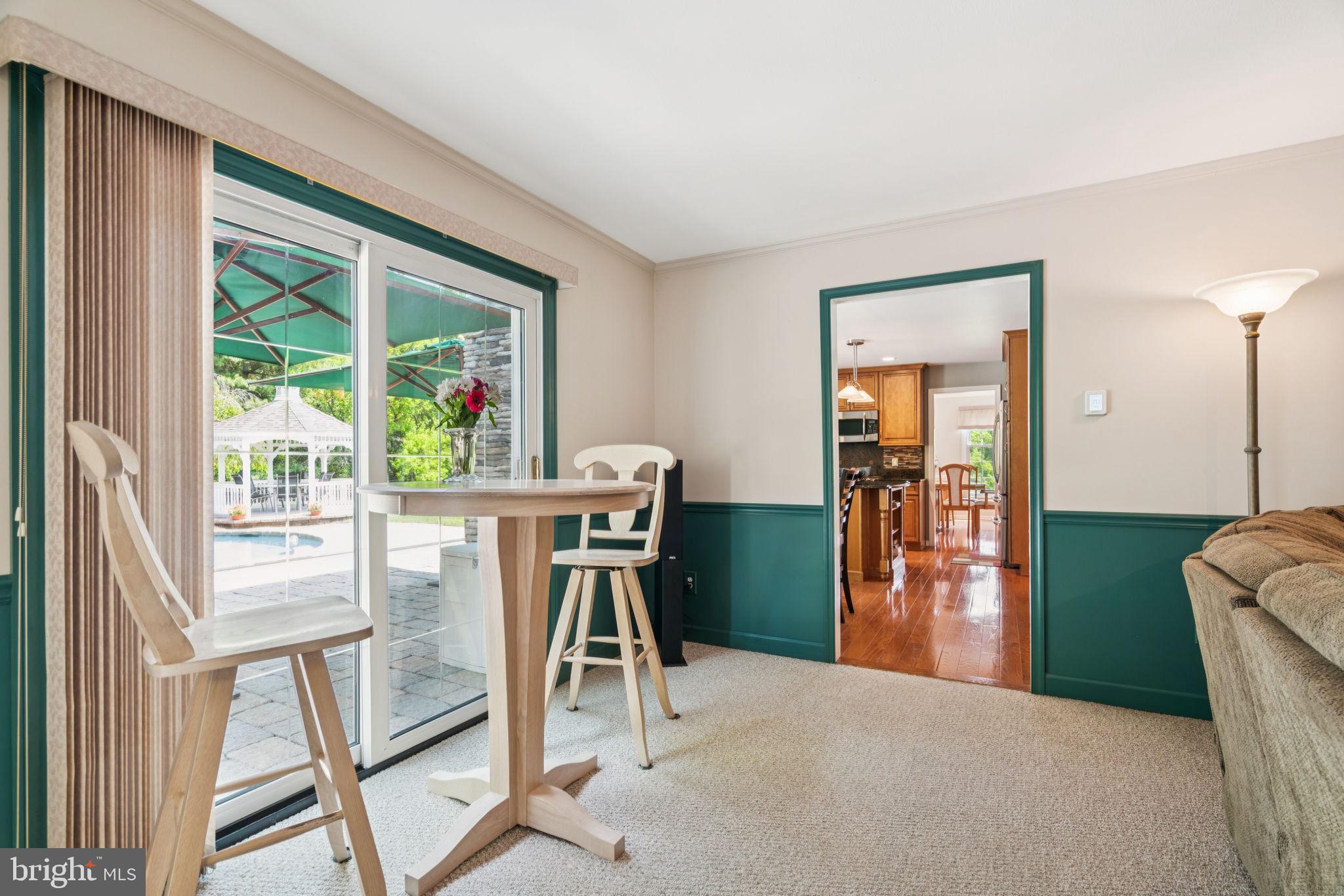 HUNTERS RUN - Residential