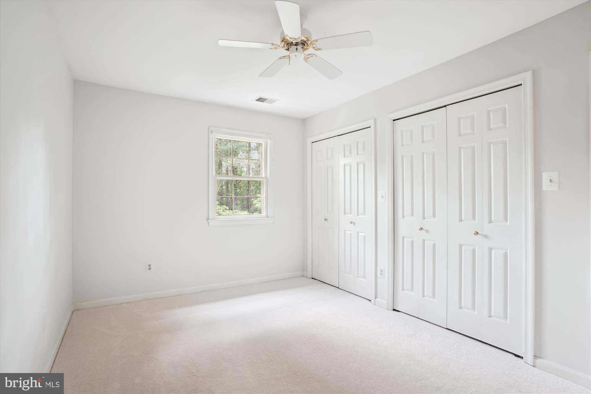 LOCUST HILL - Residential