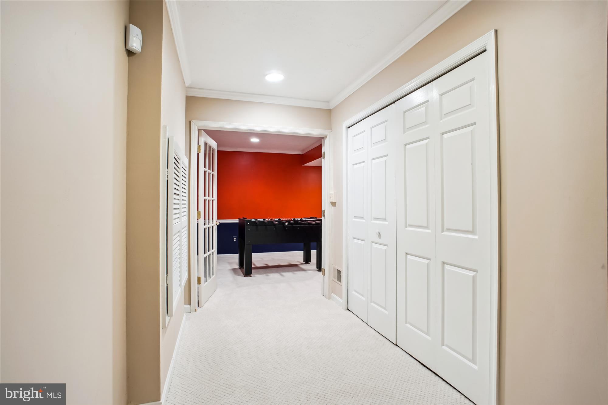 LOCUST HILL - Residential