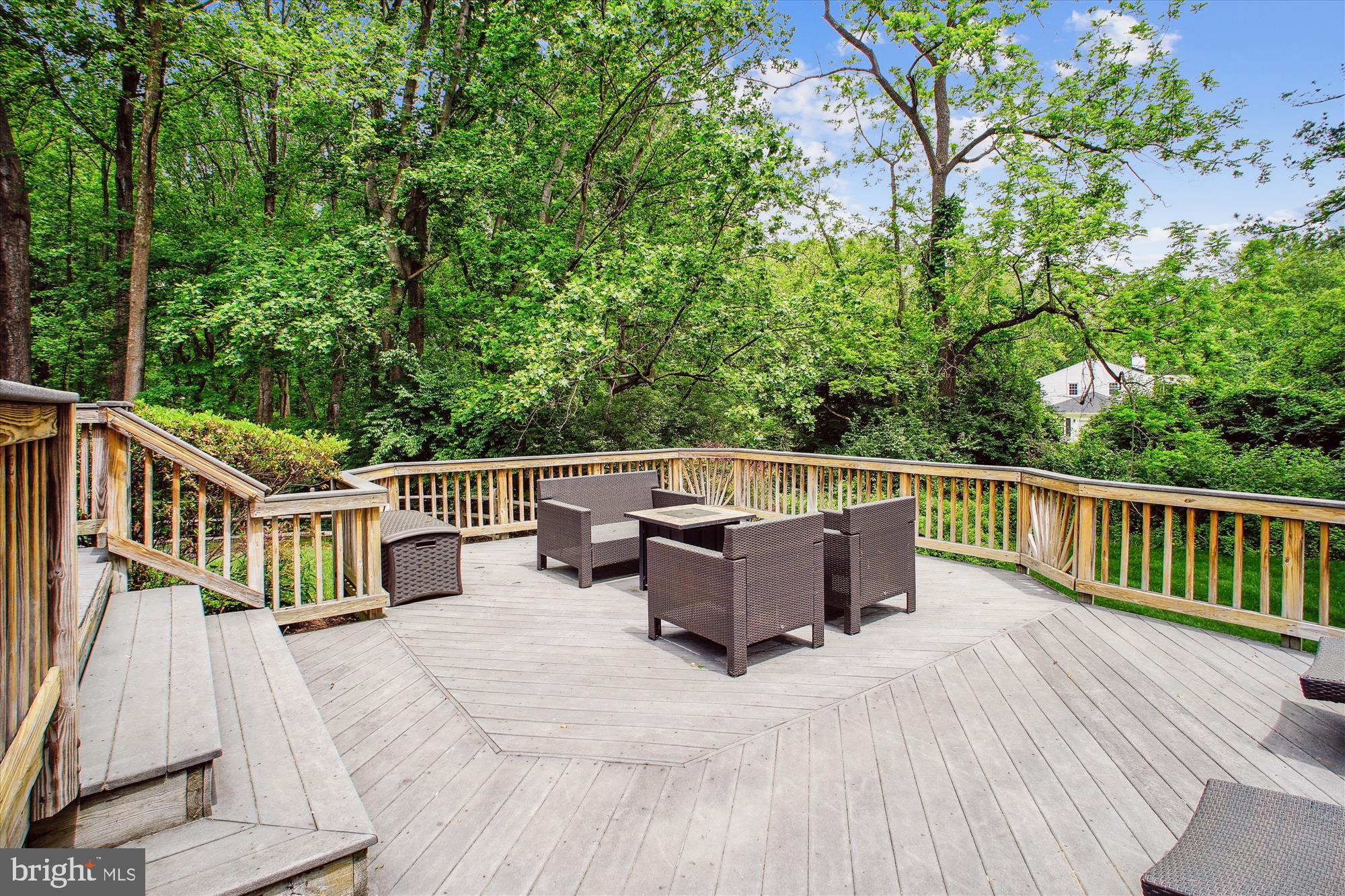 LOCUST HILL - Residential