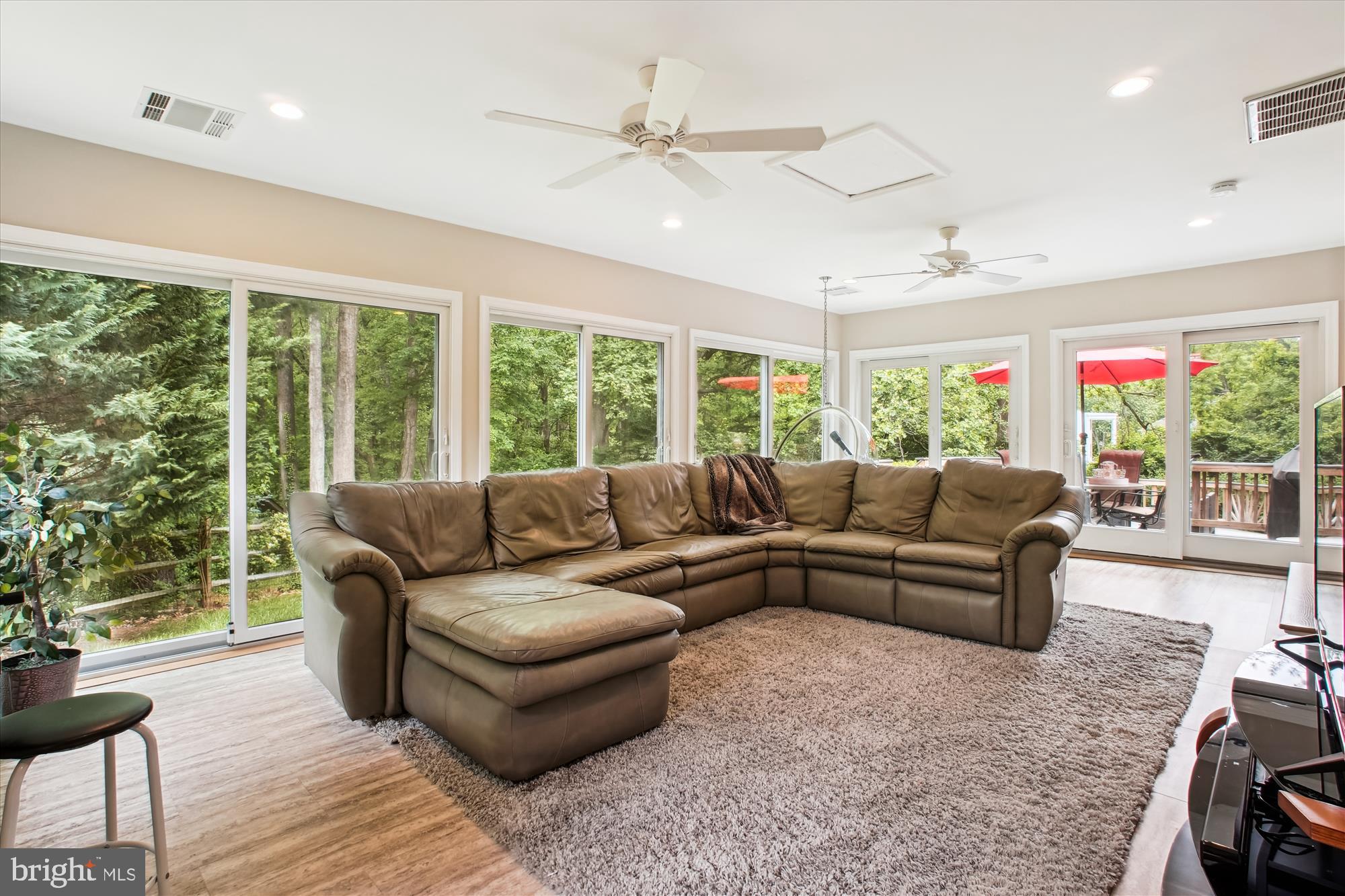 LOCUST HILL - Residential