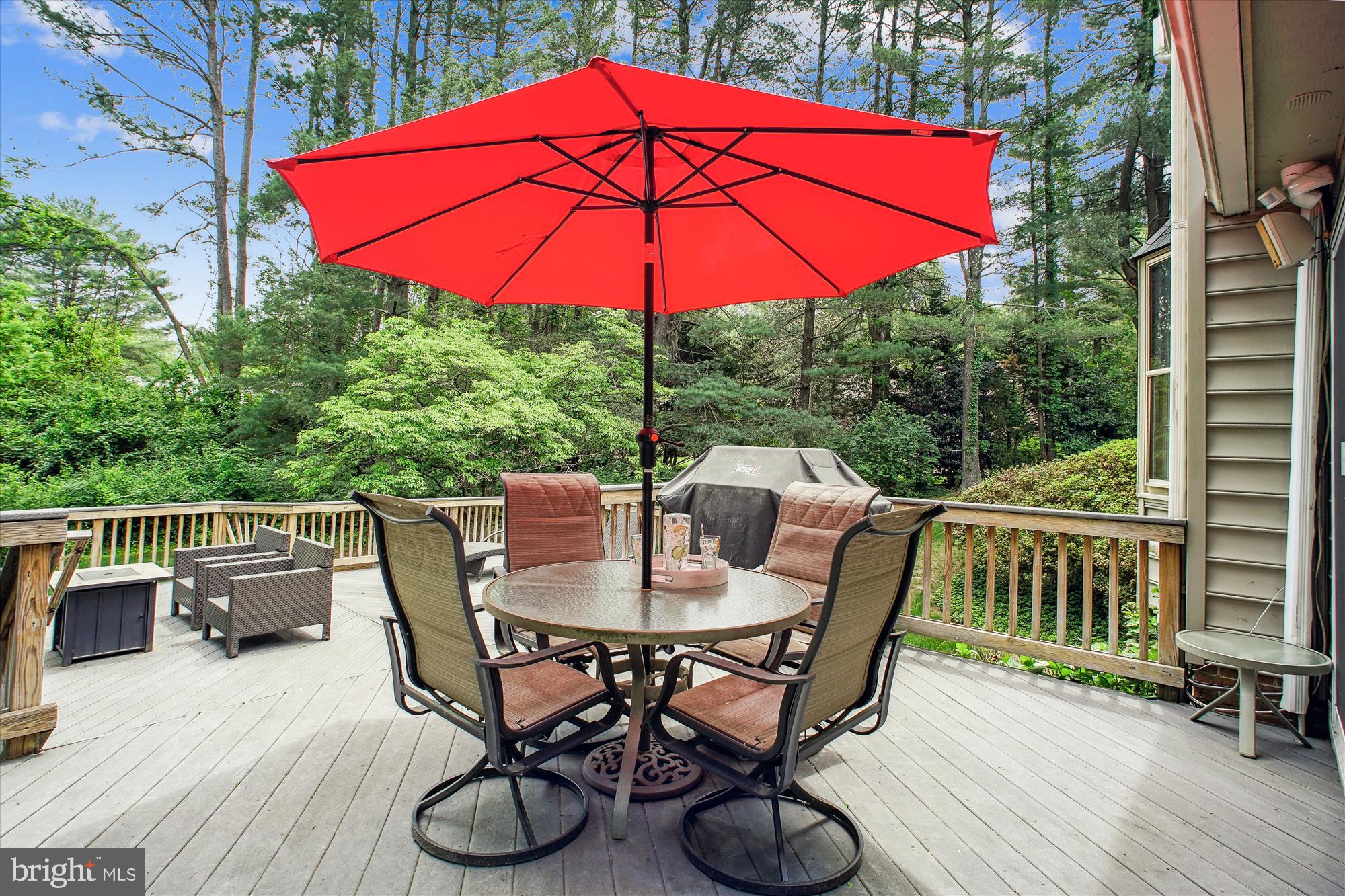 LOCUST HILL - Residential