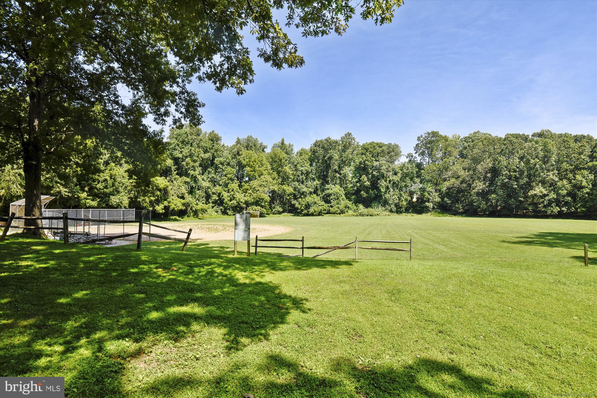 LOCUST HILL - Residential