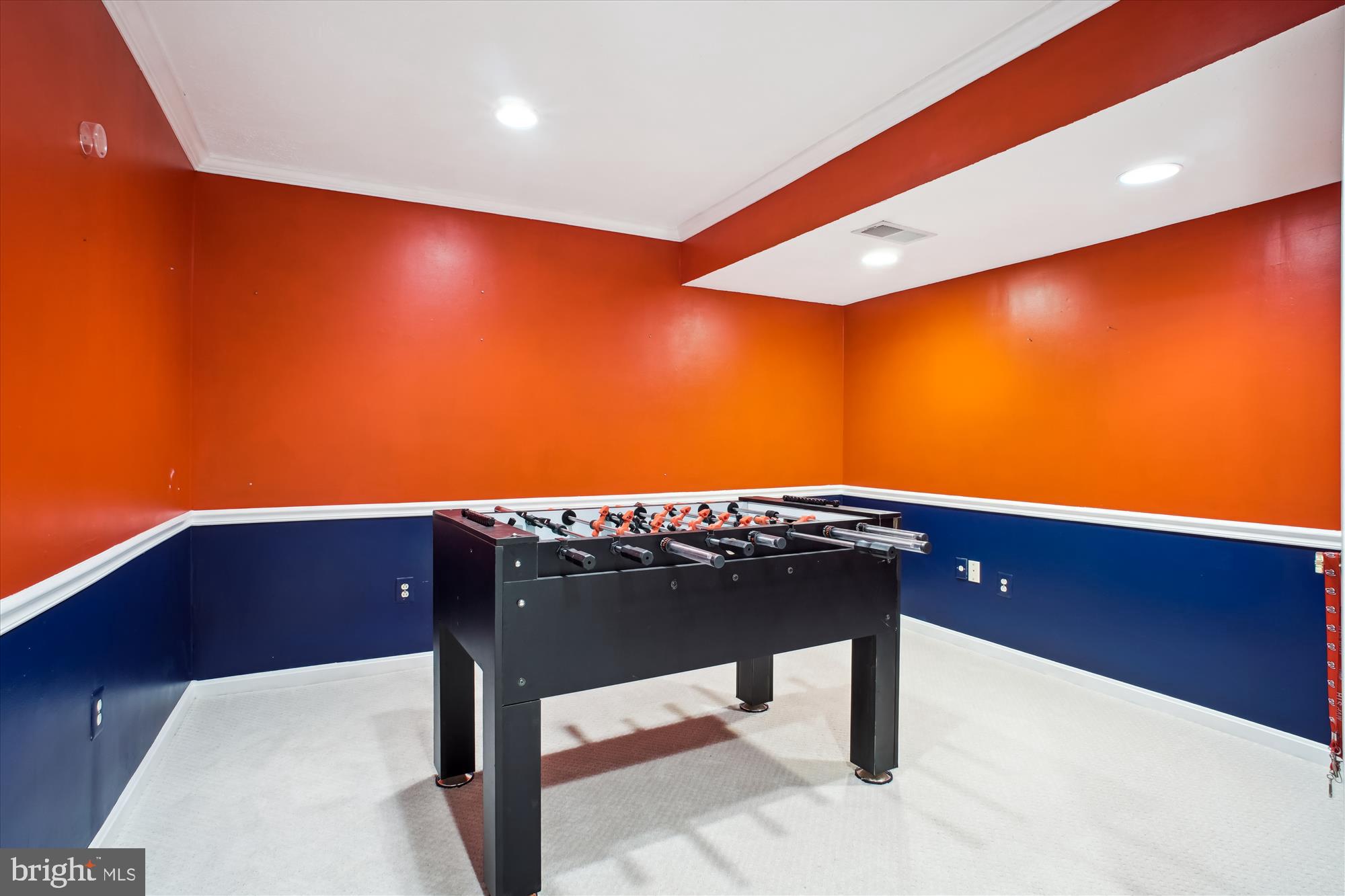 LOCUST HILL - Residential