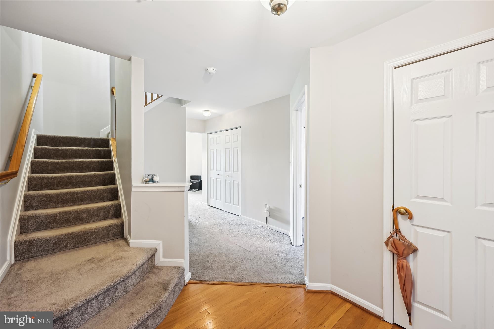 RIDGE COMMONS - Residential Lease