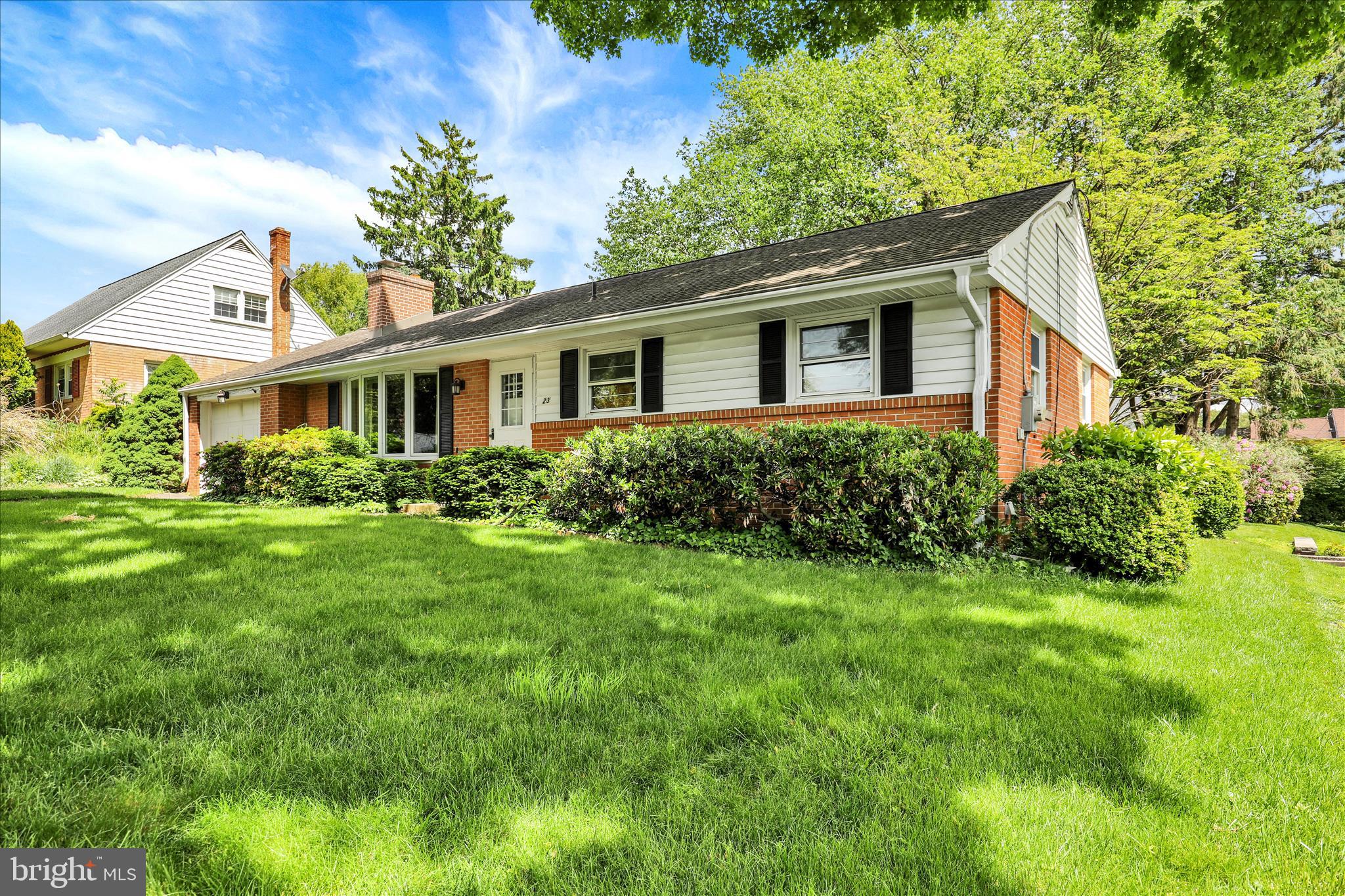 523 BEAN BLOSSOM DRIVE