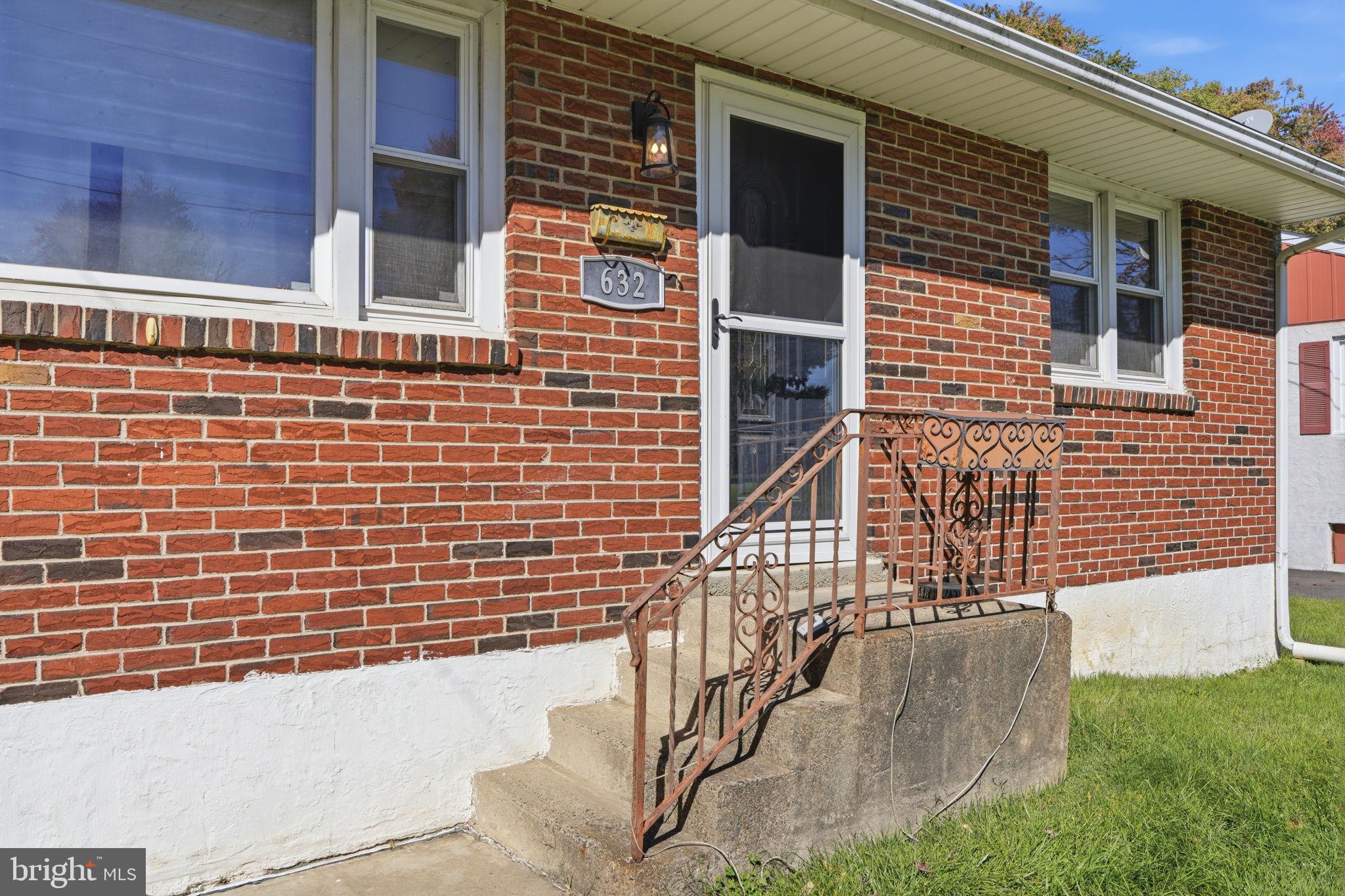 632 PARKVIEW AVENUE