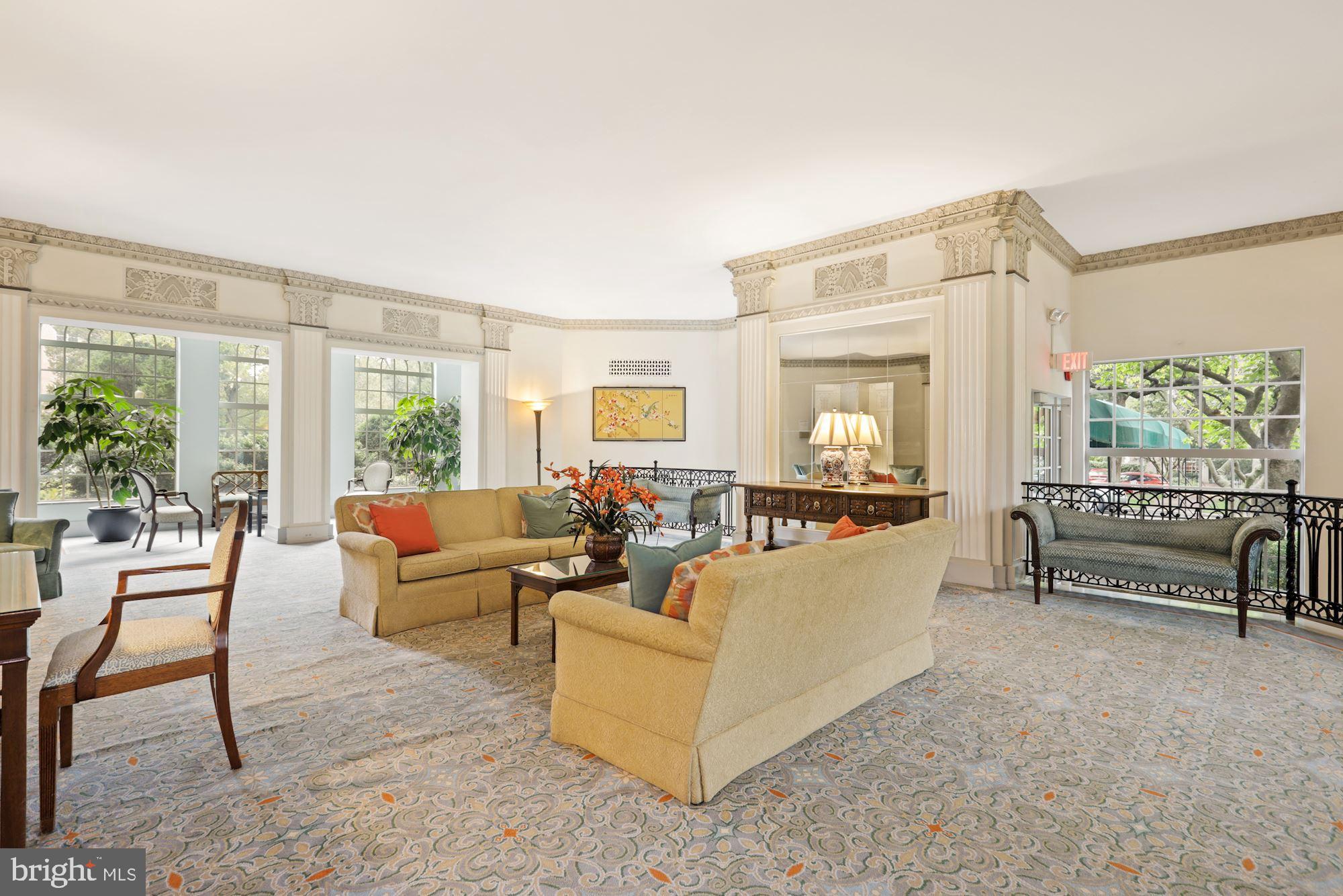 3900 CATHEDRAL AVENUE NW 805A