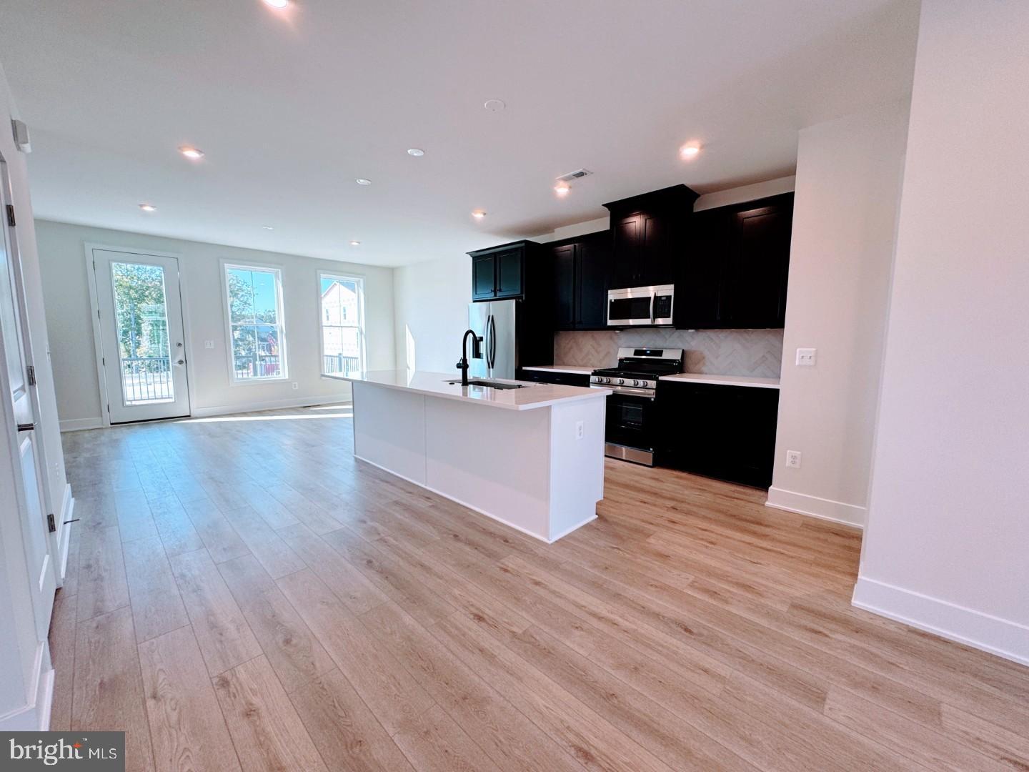 SNOWDEN BRIDGE - Residential Lease