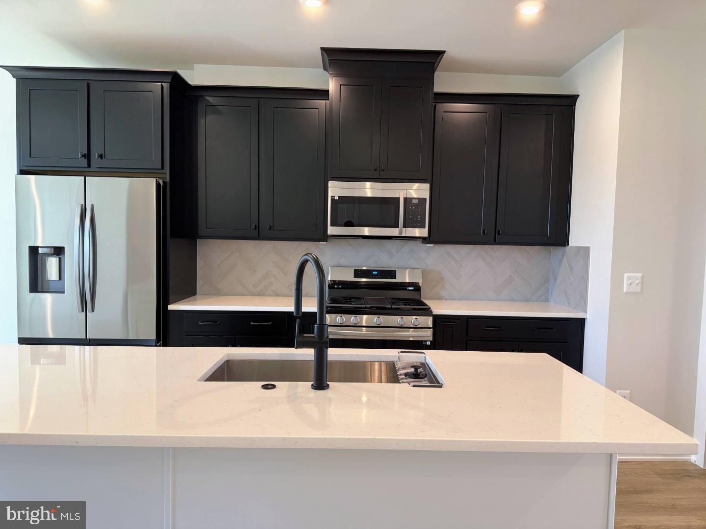 SNOWDEN BRIDGE - Residential Lease