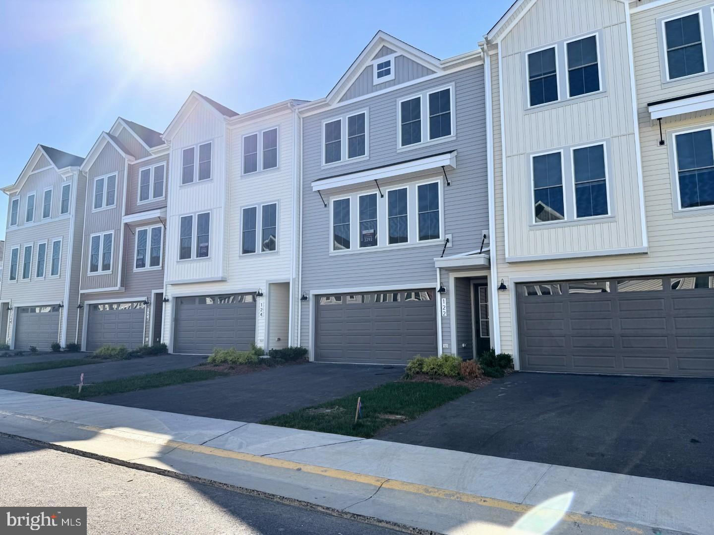 SNOWDEN BRIDGE - Residential Lease