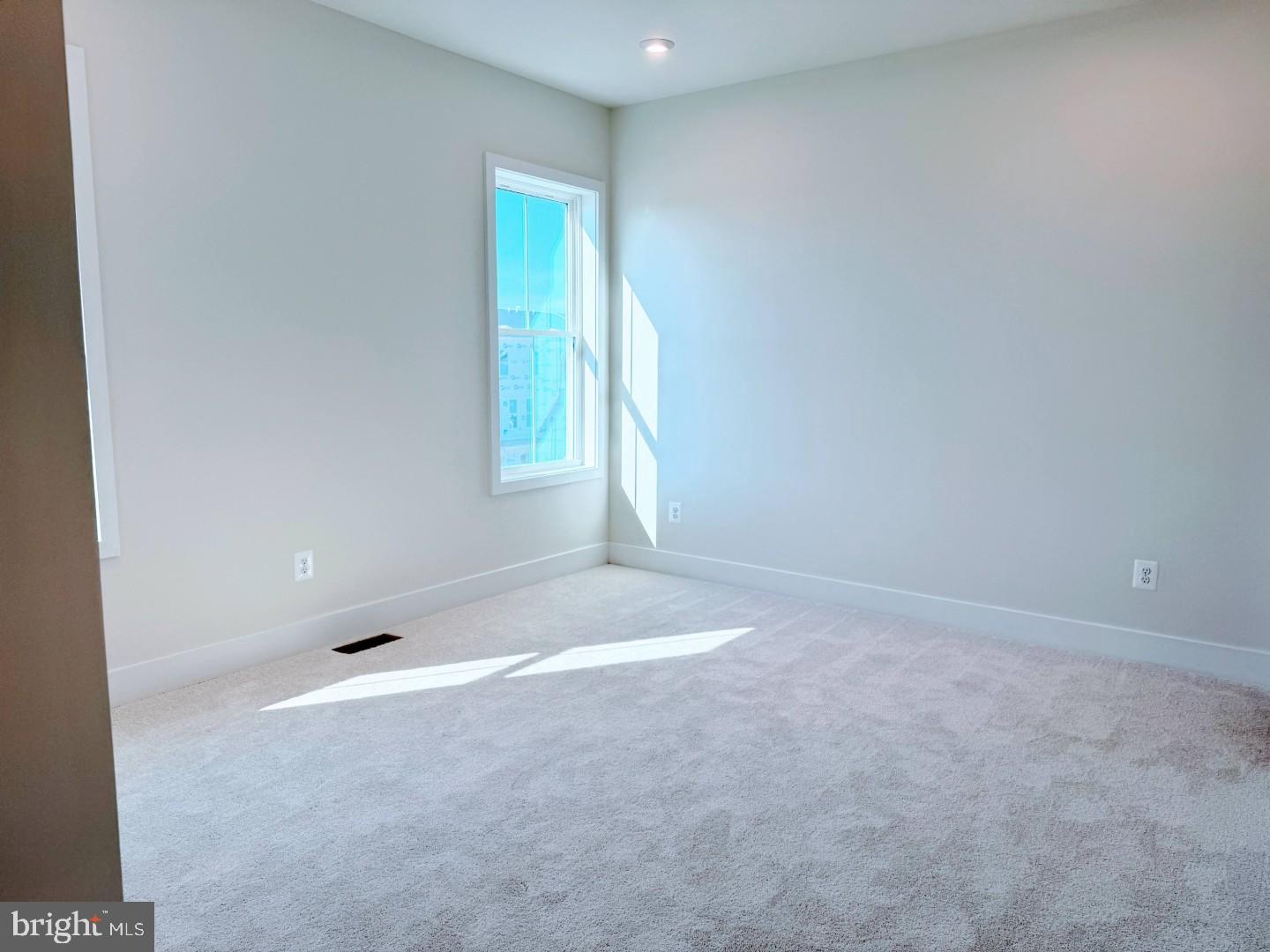 SNOWDEN BRIDGE - Residential Lease