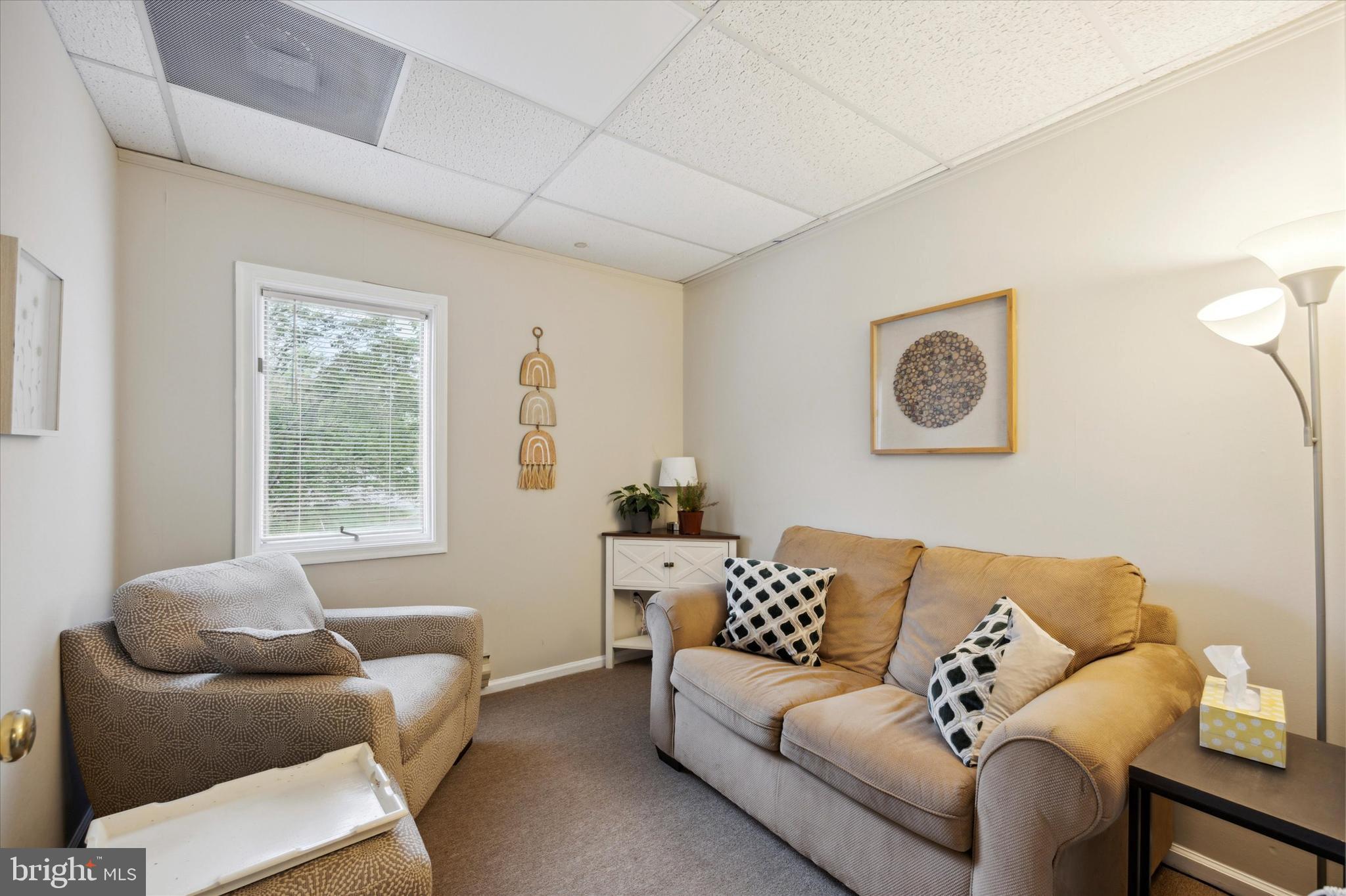 558 W UWCHLAN AVENUE