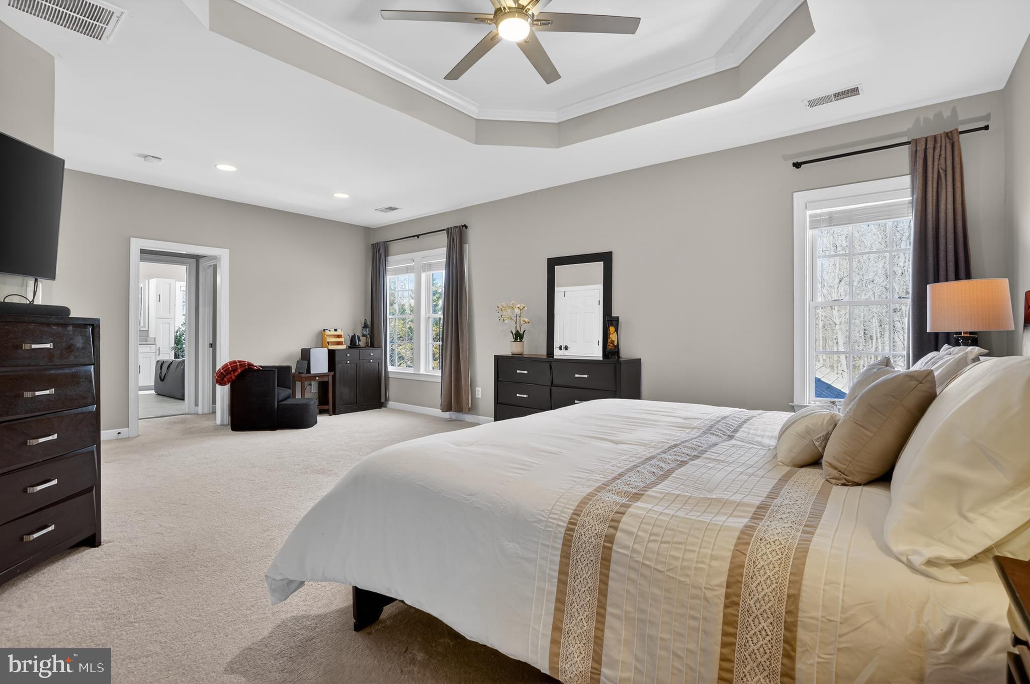 6827 TANGLEWOOD DRIVE