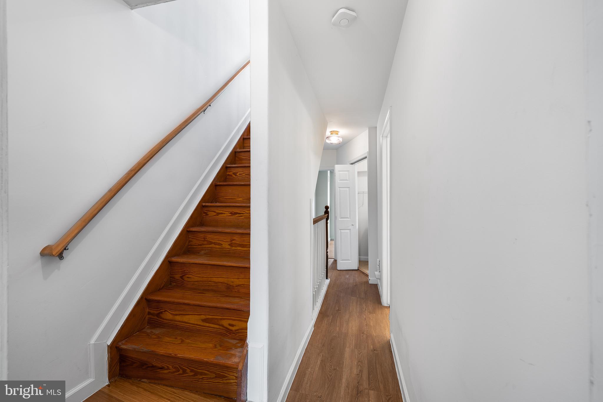 EAST KENSINGTON - Residential Lease