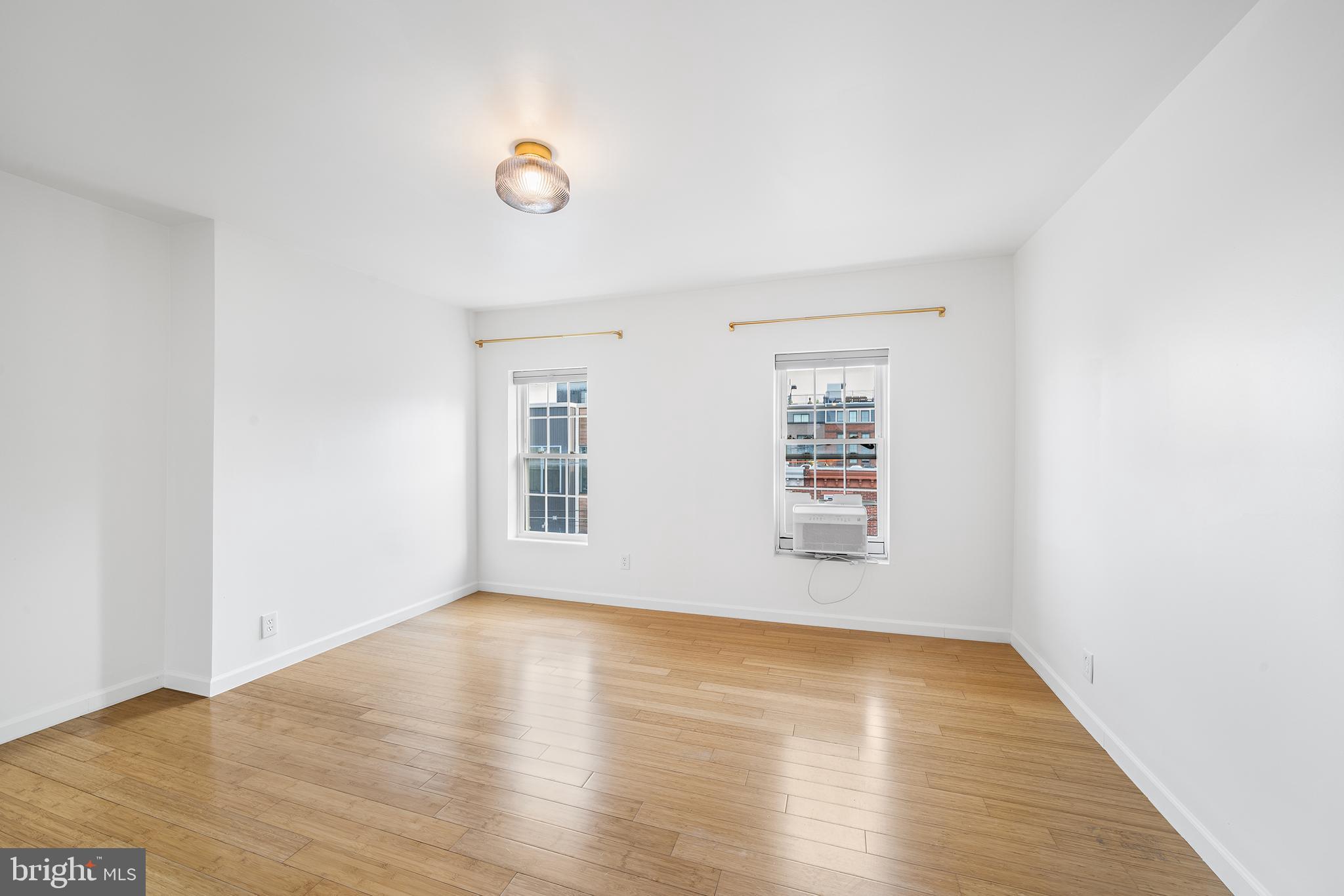 EAST KENSINGTON - Residential Lease