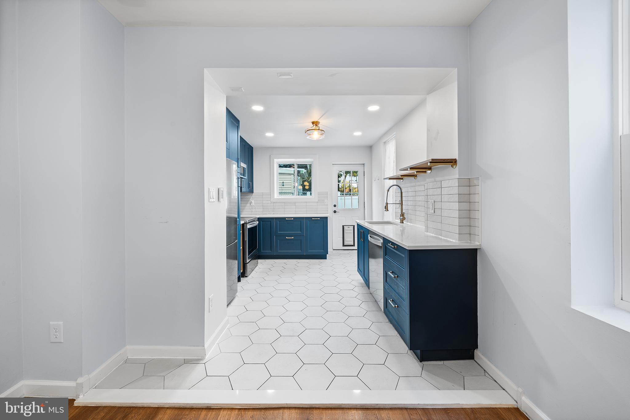 EAST KENSINGTON - Residential Lease