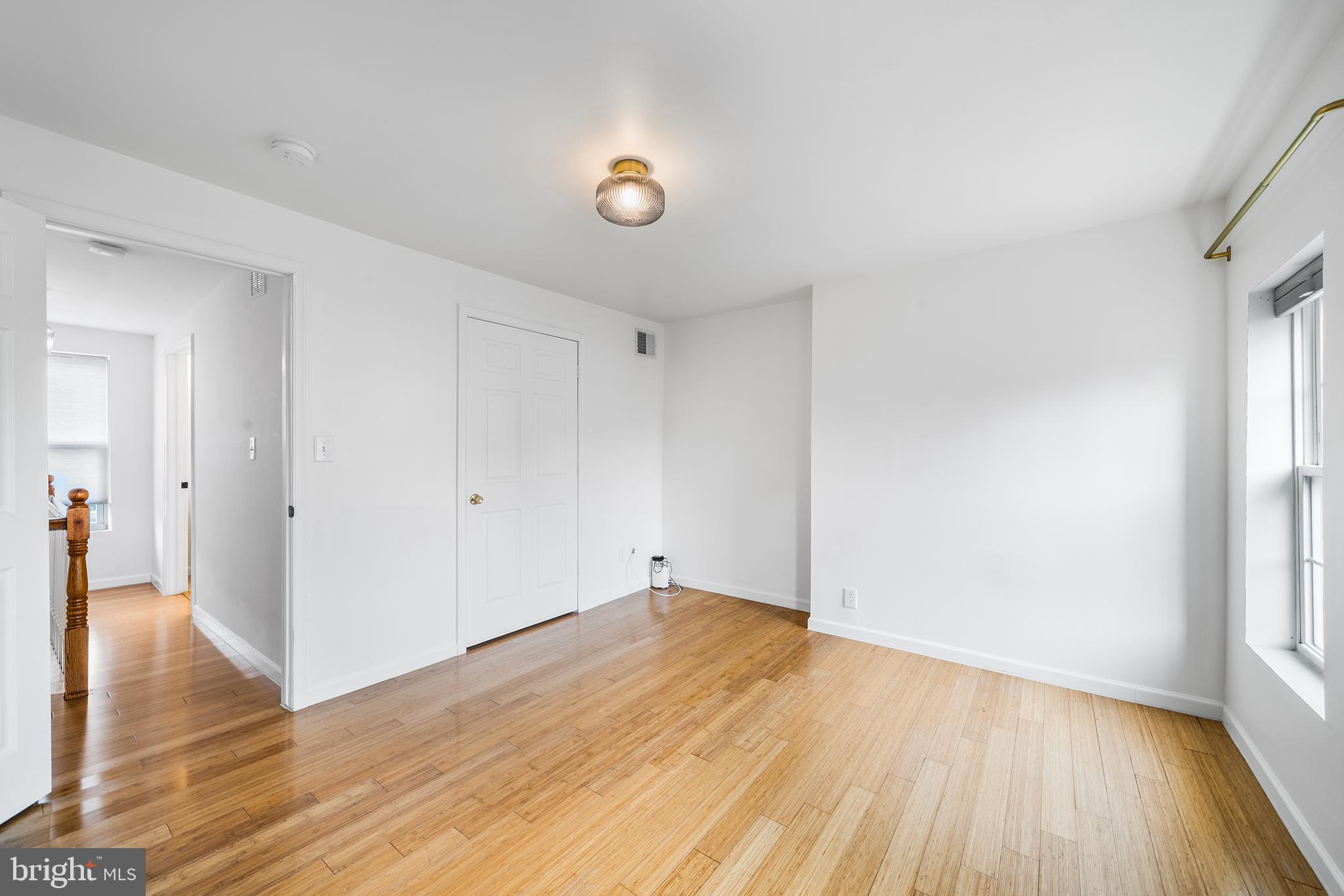 EAST KENSINGTON - Residential Lease