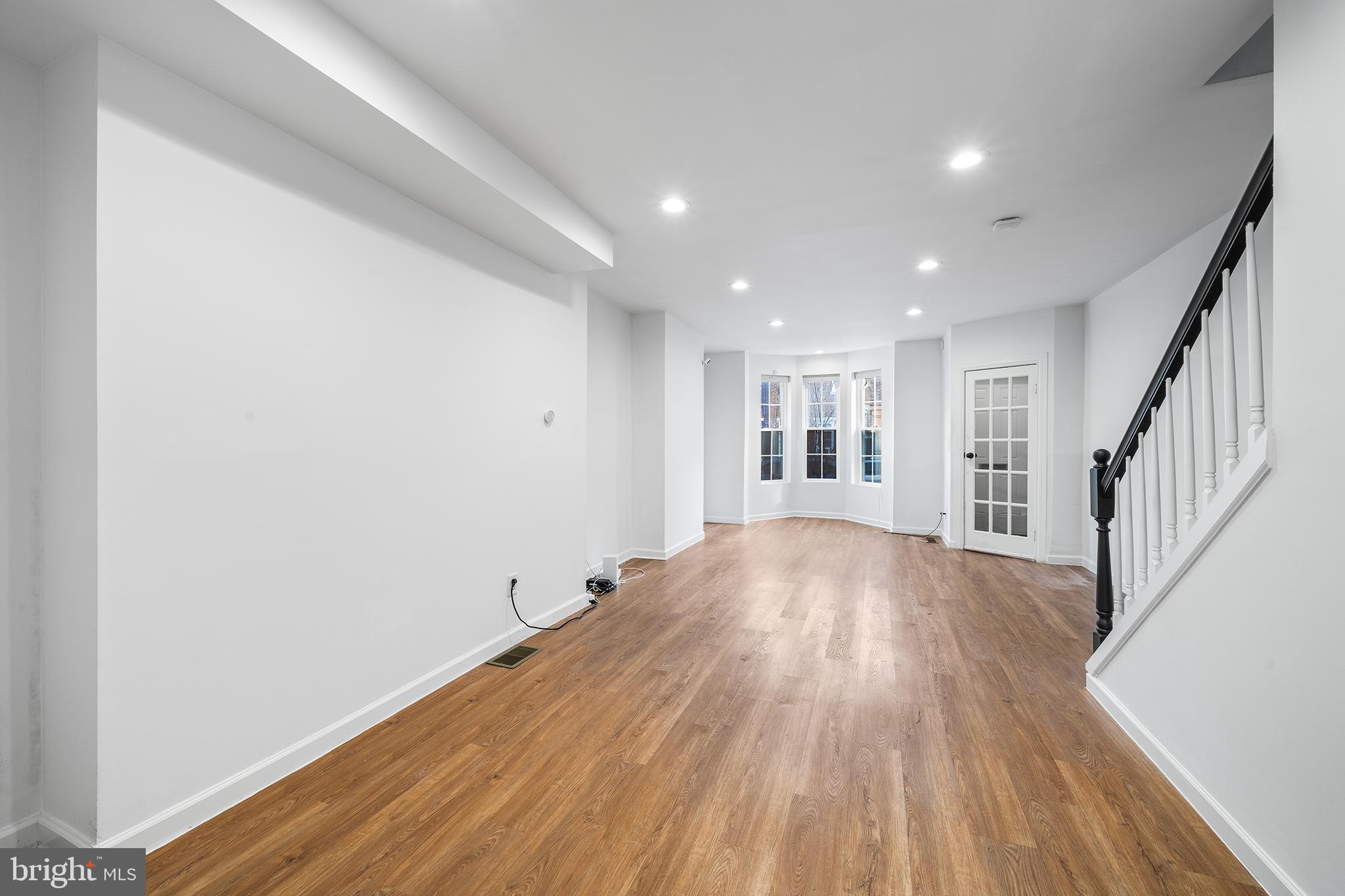 EAST KENSINGTON - Residential Lease