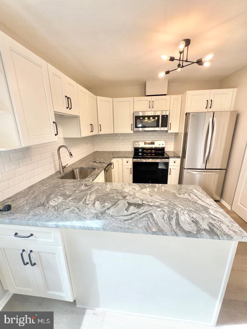 1685 WESTWIND WAY 181