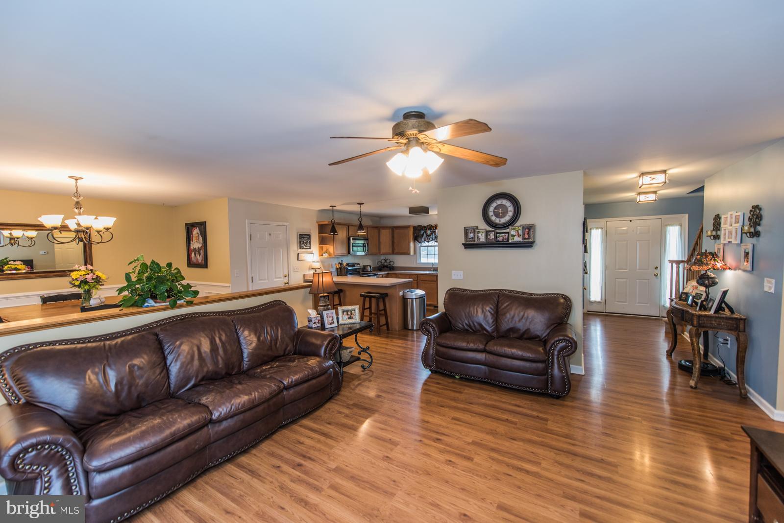 WALTON WOODS - Residential