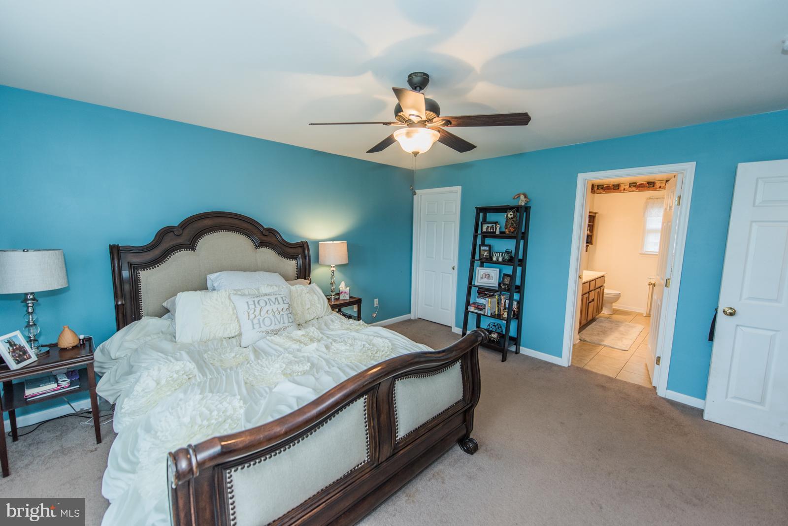 WALTON WOODS - Residential