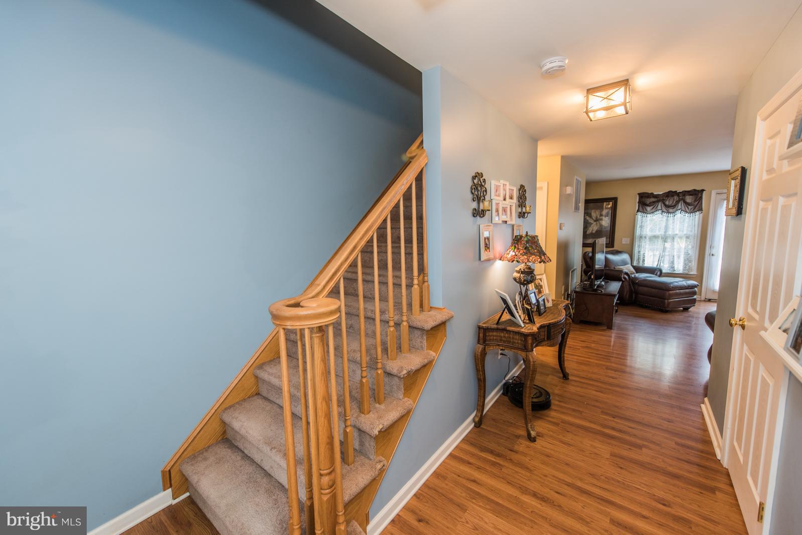 WALTON WOODS - Residential