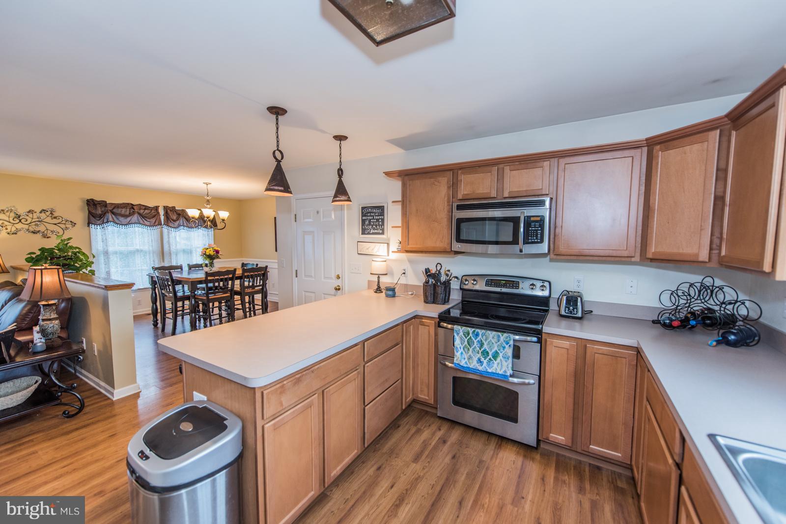 WALTON WOODS - Residential