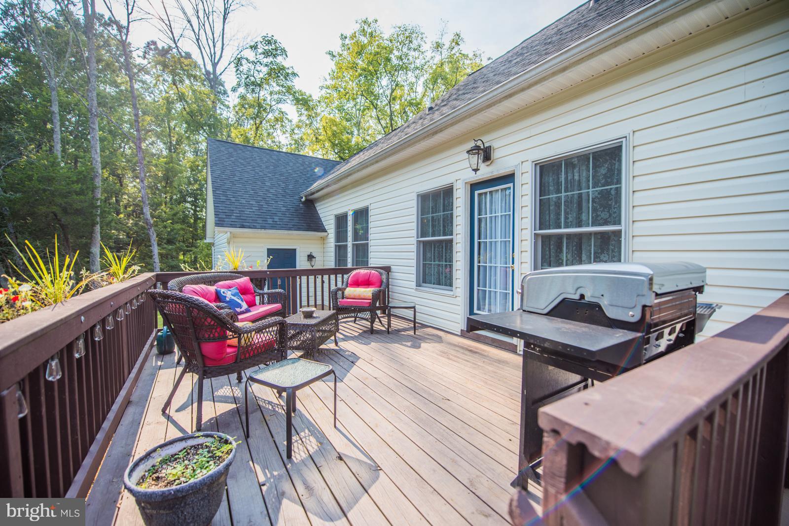 WALTON WOODS - Residential