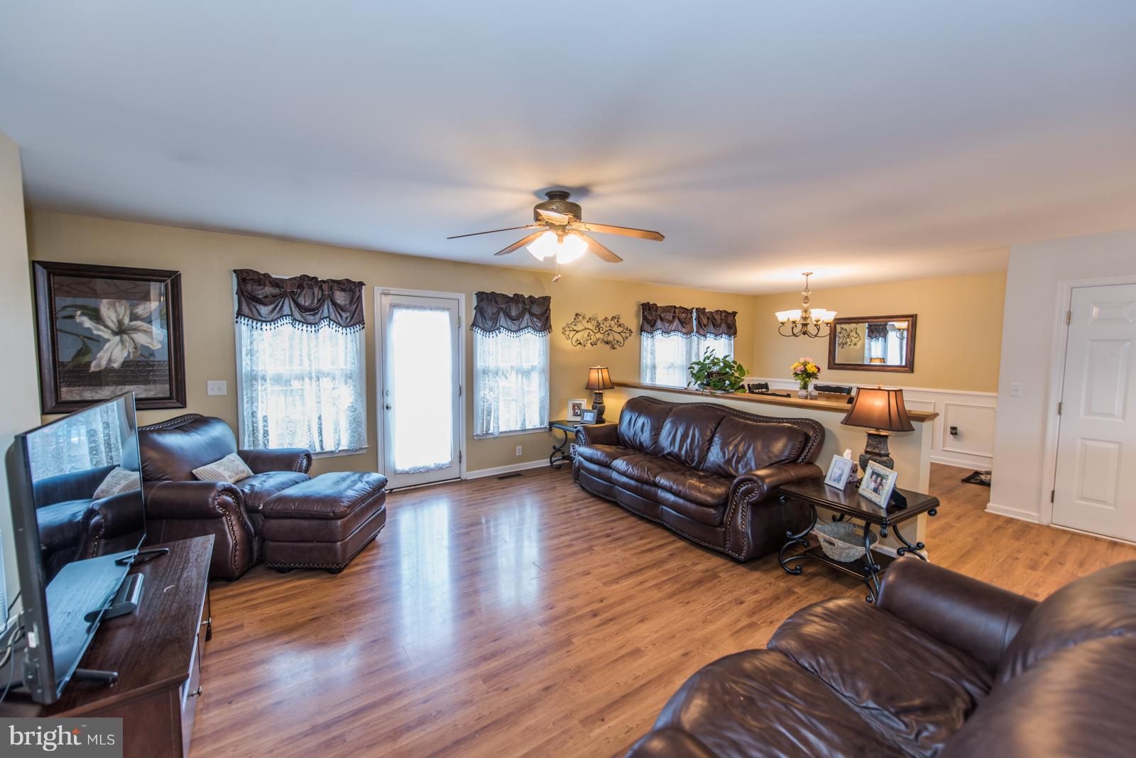 WALTON WOODS - Residential