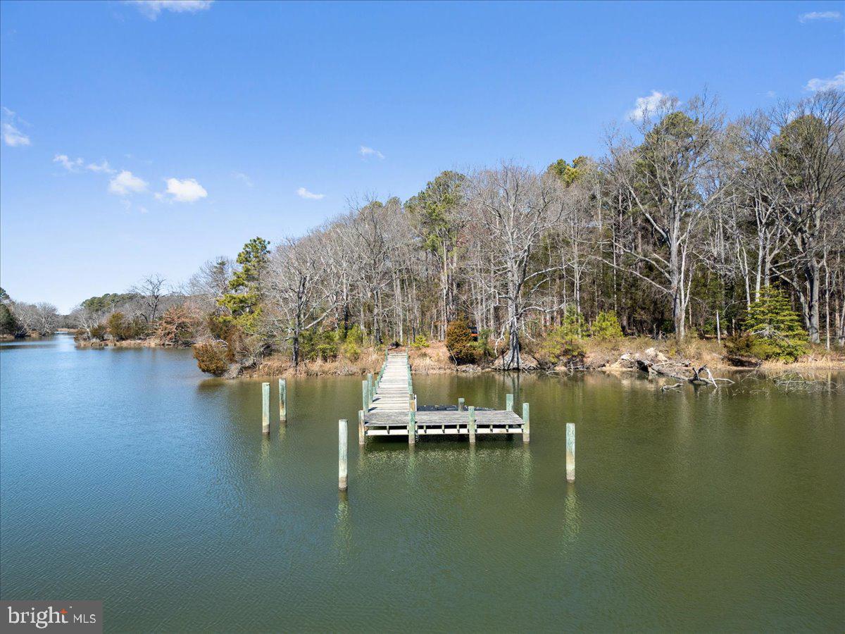 CHARLESTON ESTATES - Land