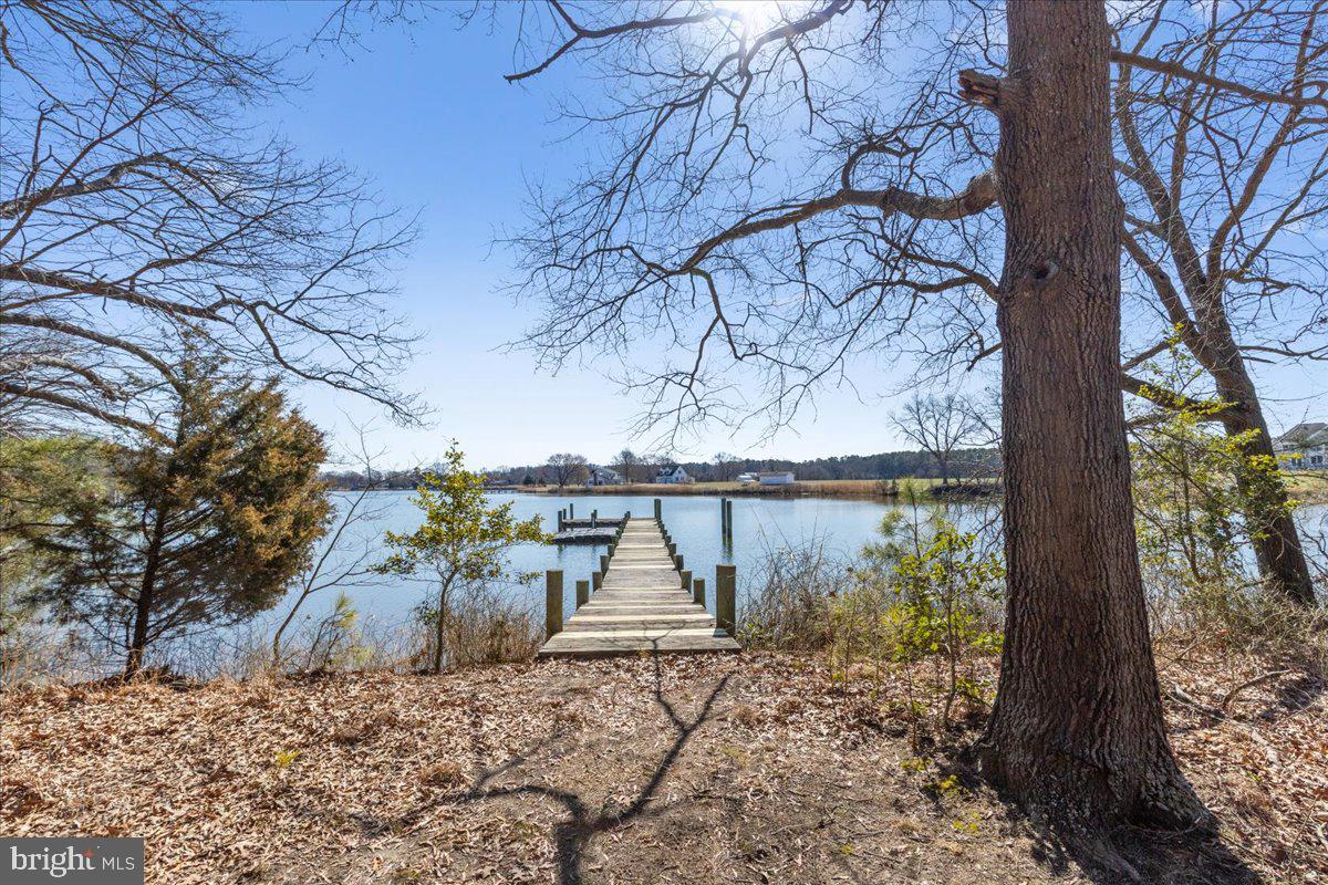 CHARLESTON ESTATES - Land