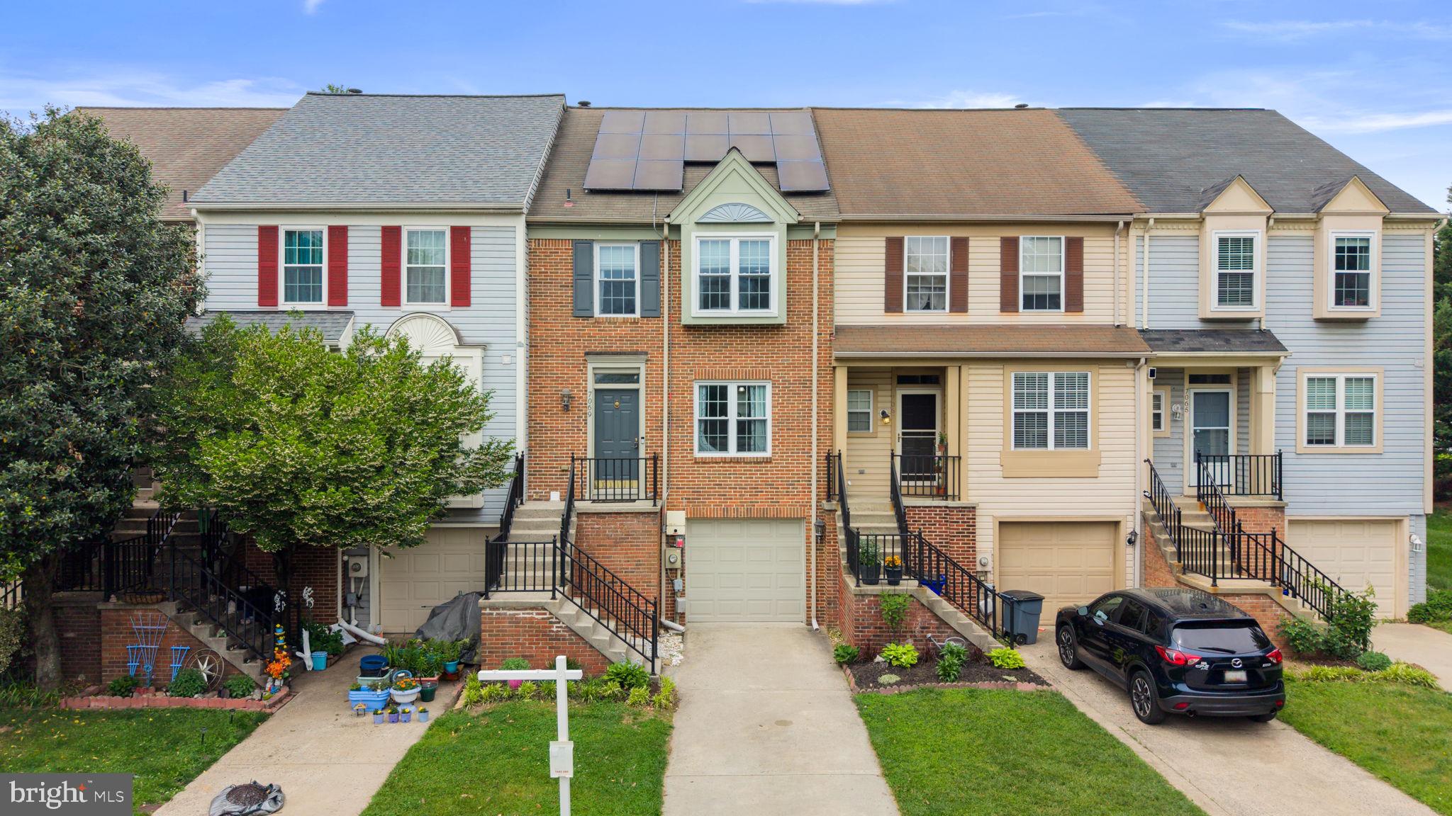SOCIETY CIRCLE - Residential