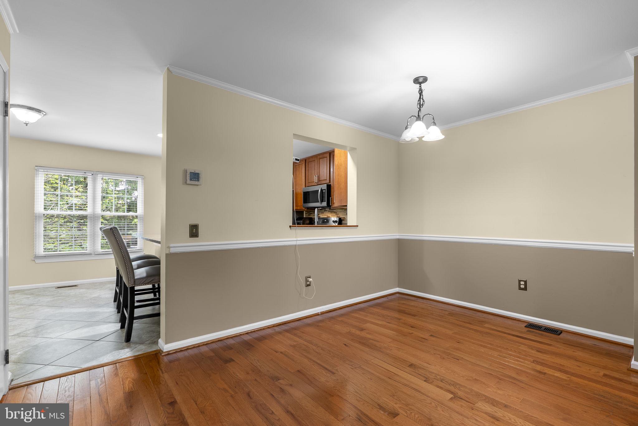 SOCIETY CIRCLE - Residential