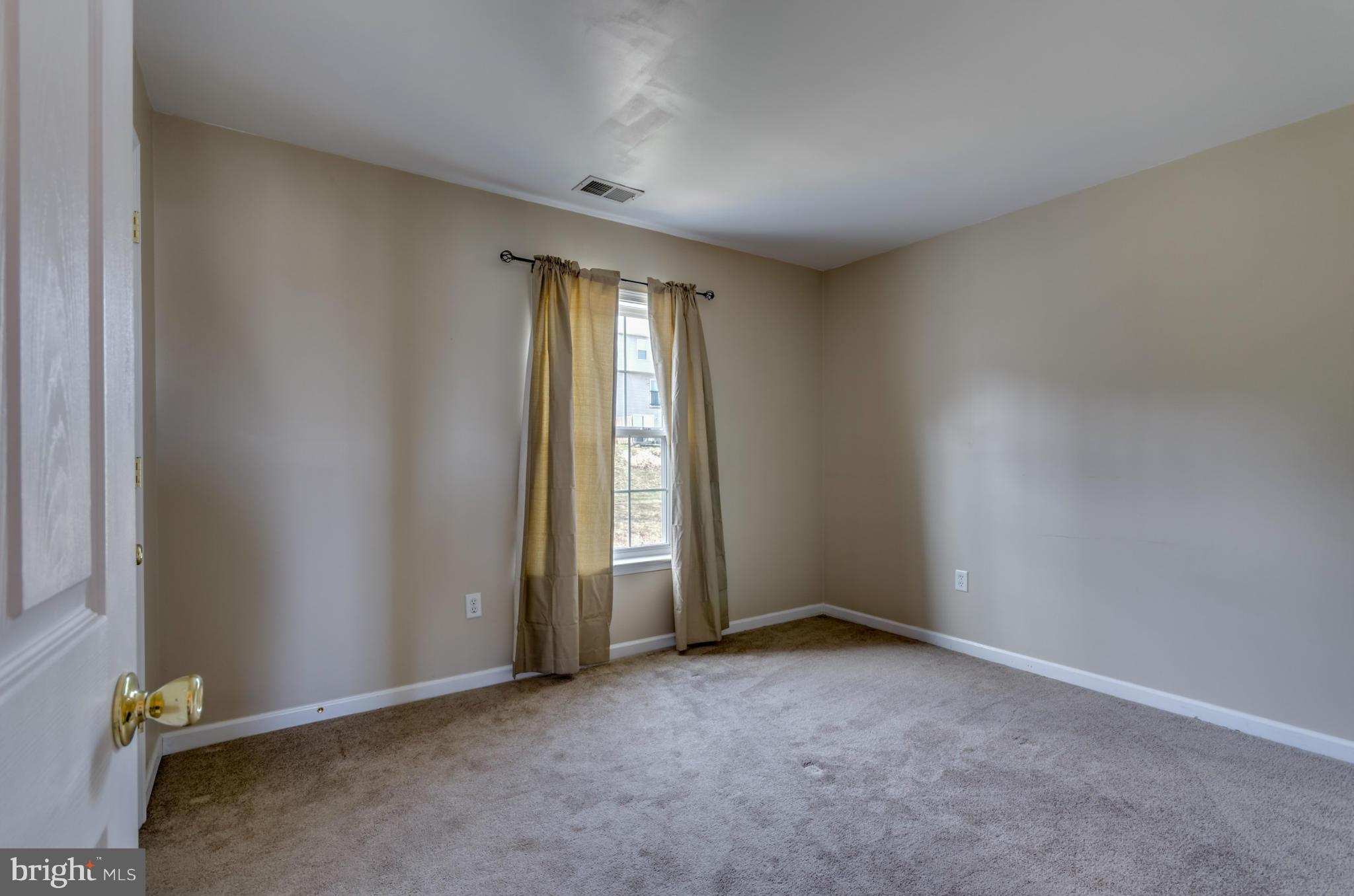 STONEBROOK VILLAGE - Residential